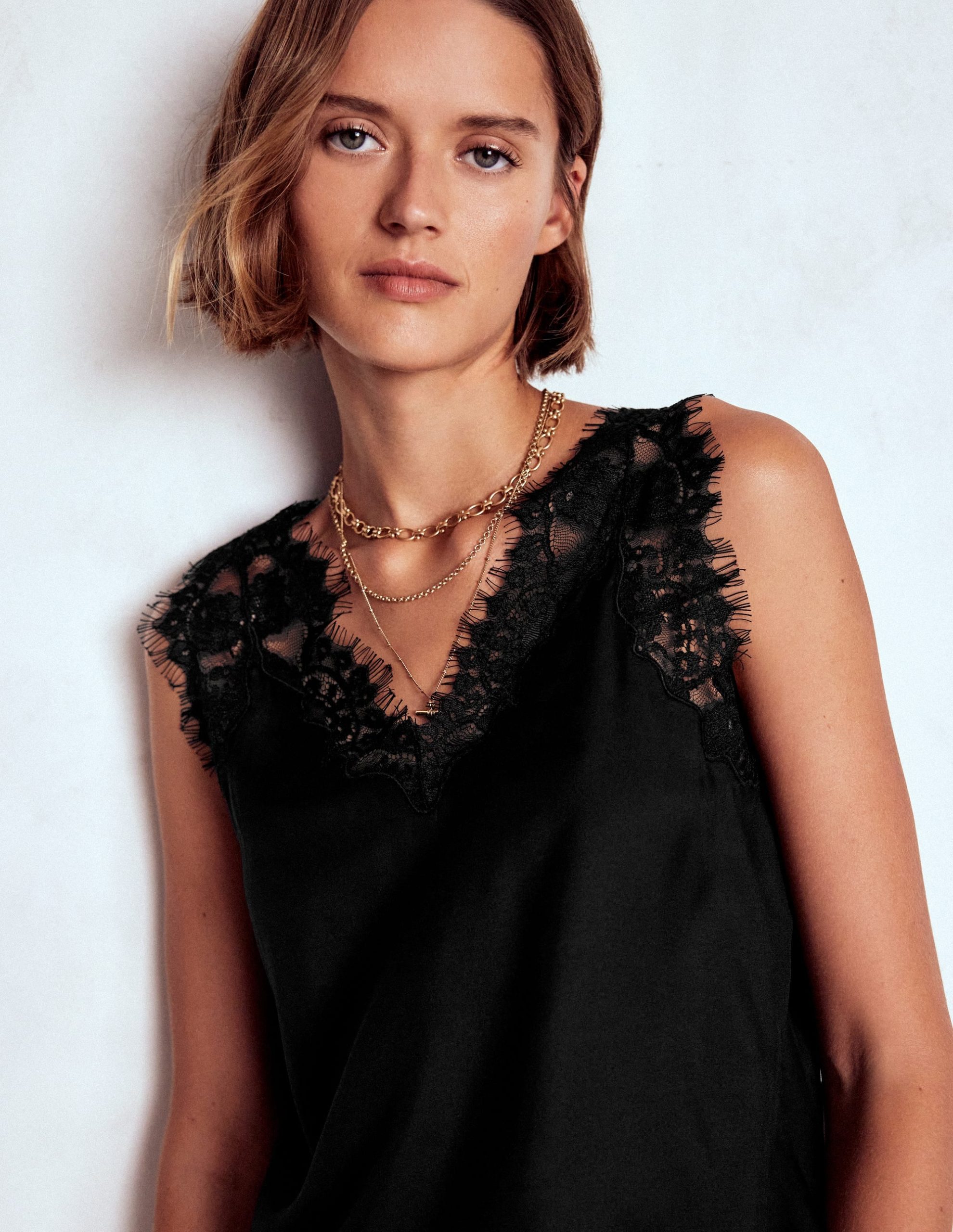 Ara Silk Blend Lace Cami-Black - Image 2