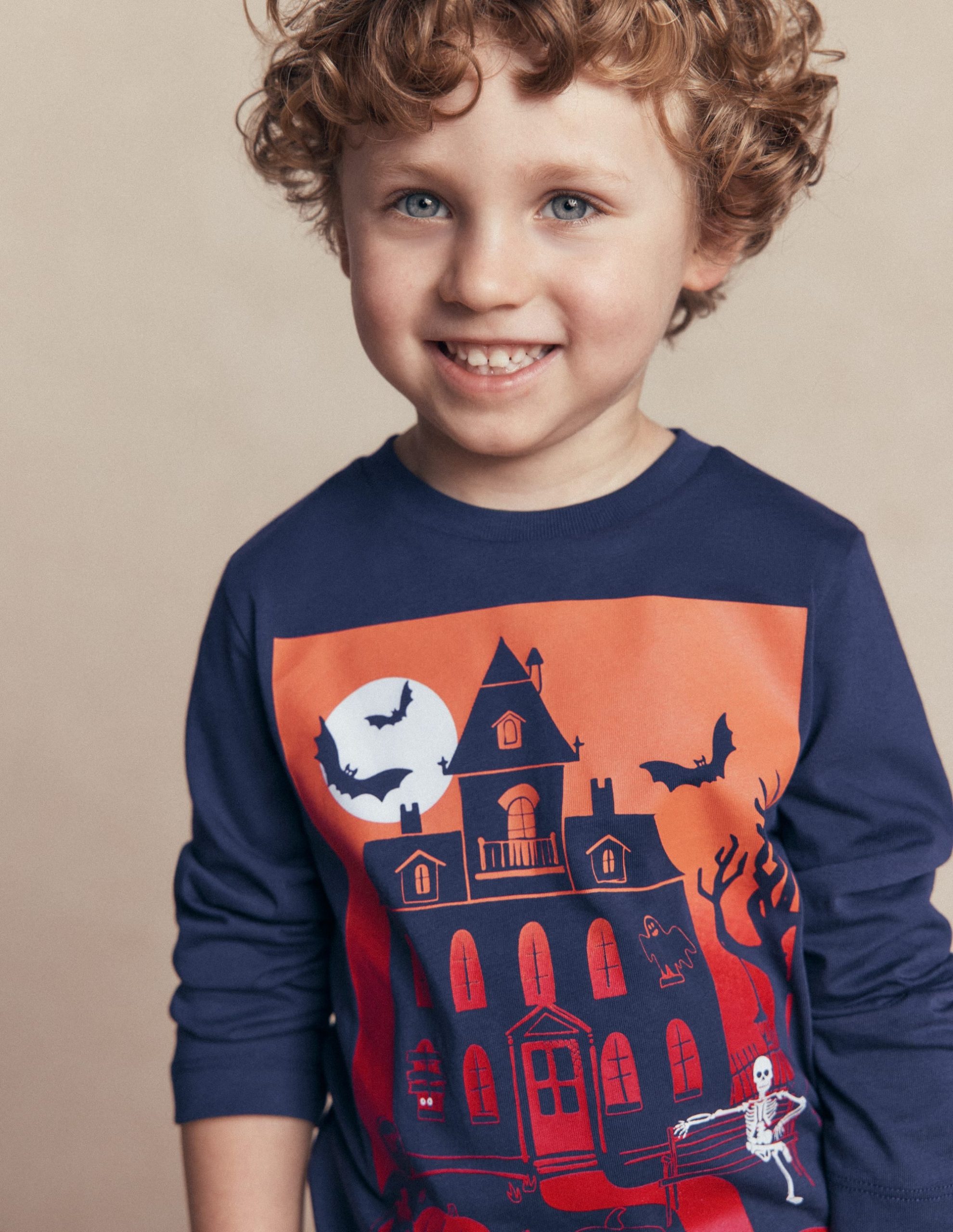 Long Sleeve Glow T-shirt-French Navy. Halloween Castle