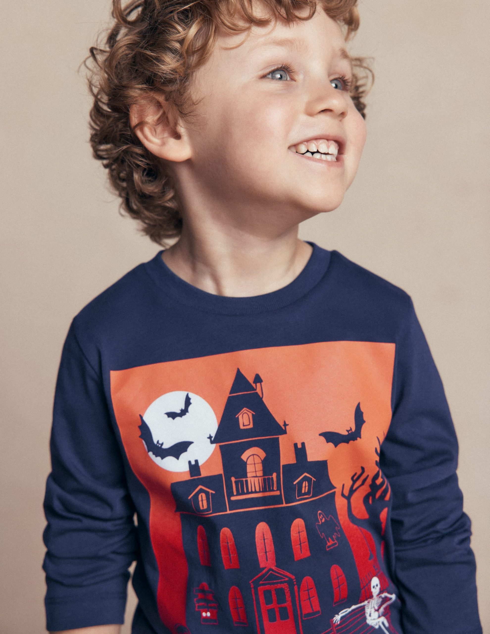 Long Sleeve Glow T-shirt-French Navy. Halloween Castle - Image 2