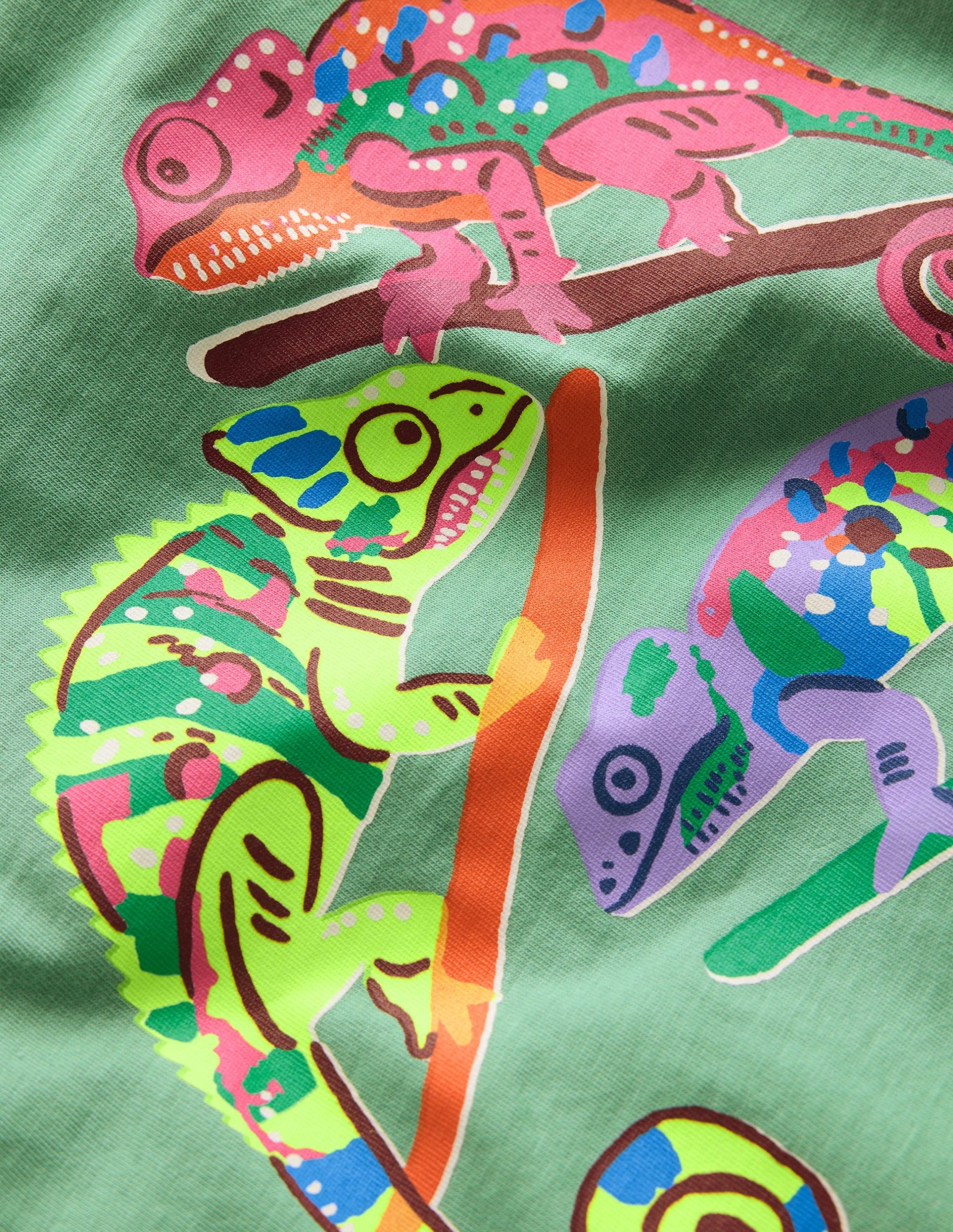 Short Sleeve Graphic T-shirt-Csarite Green Camelion - Image 3