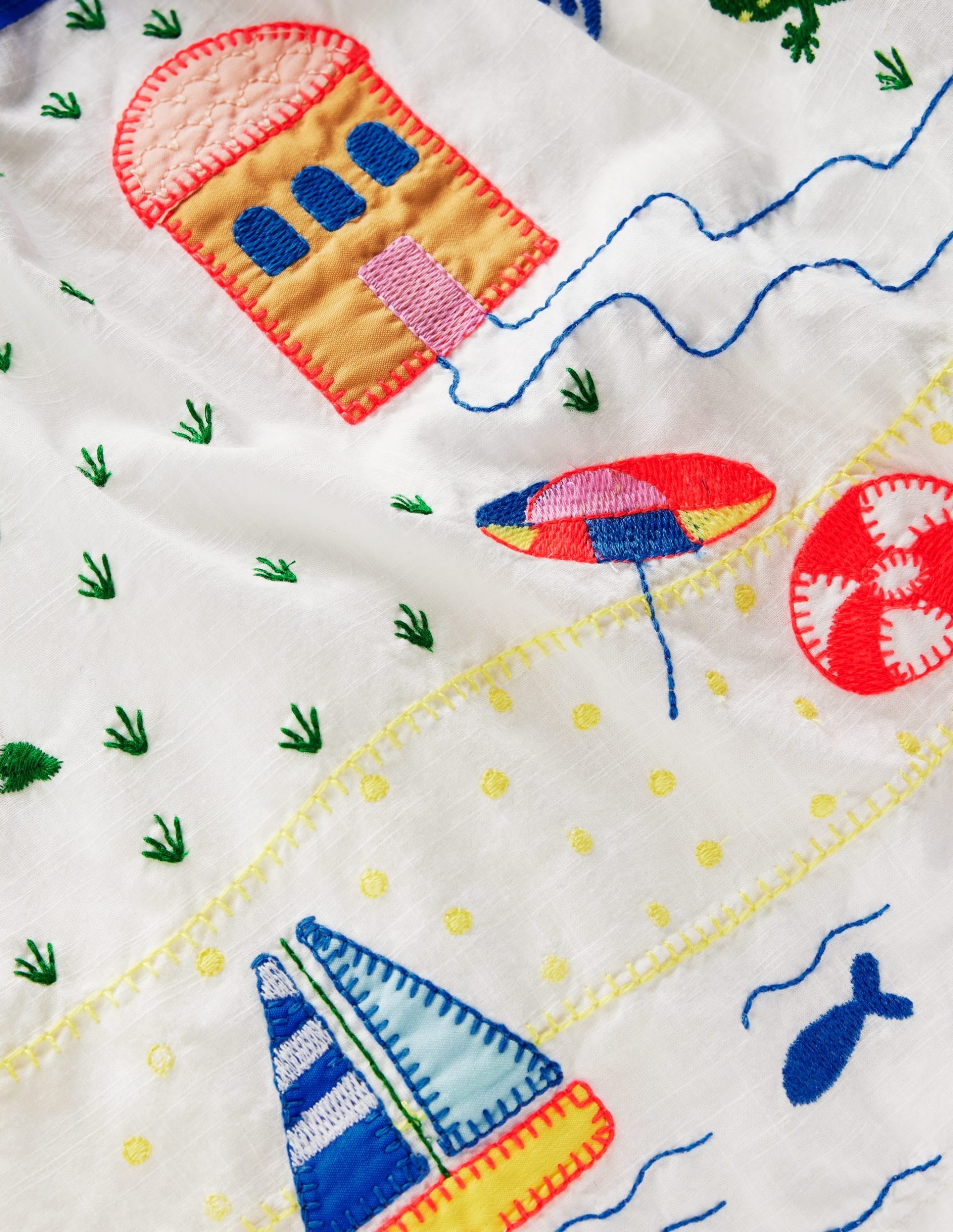 Logo Sundress-Soft Ivory Outdoor Scene - Image 4