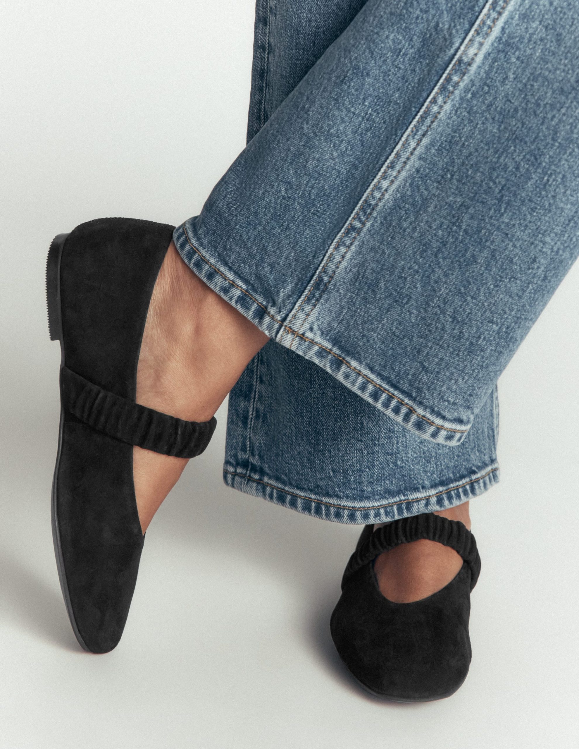 Camilla Ruched Ballet Flats-Black - Image 2
