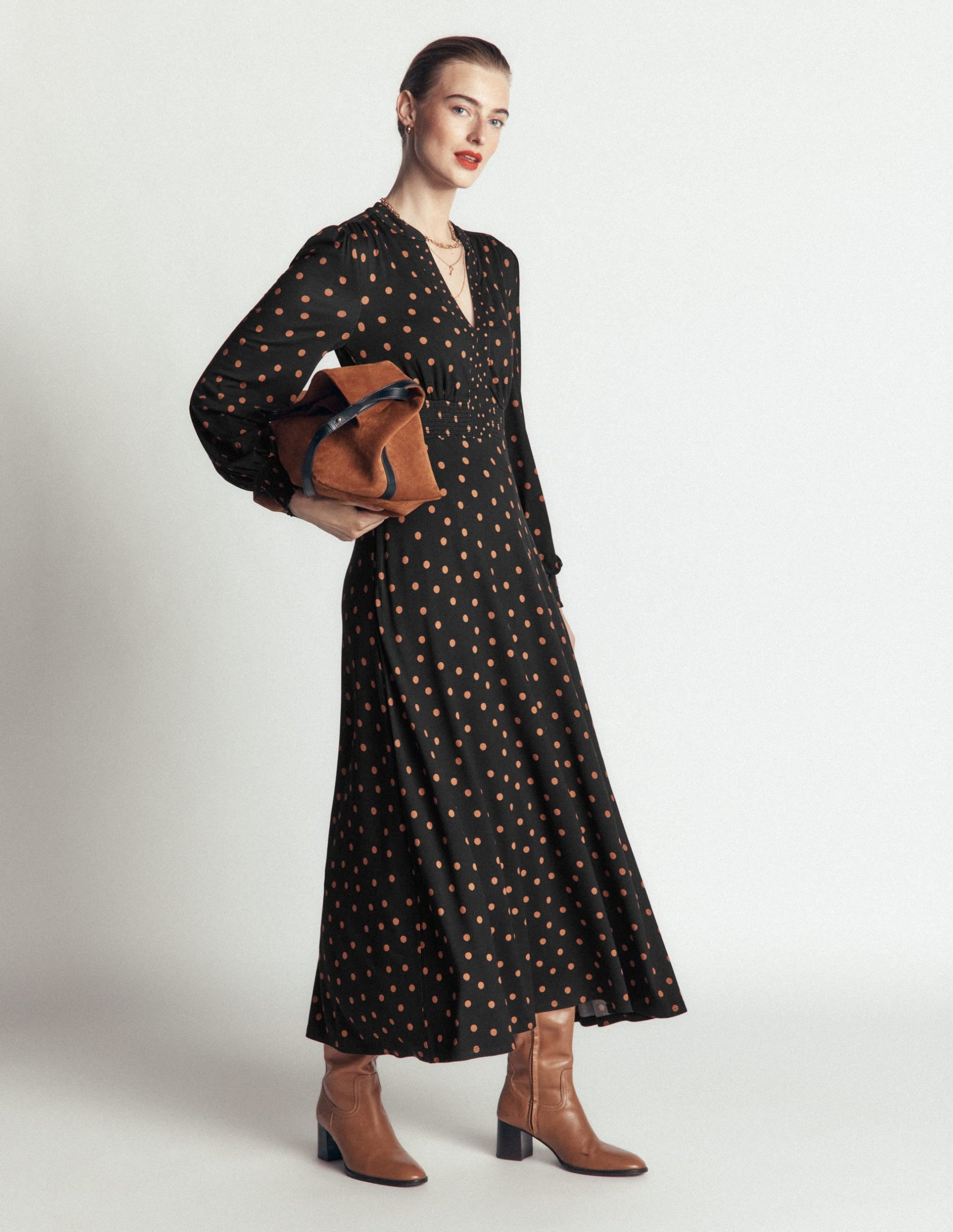 Georgia Jersey Midi Dress-Black. Boden Spot - Image 4