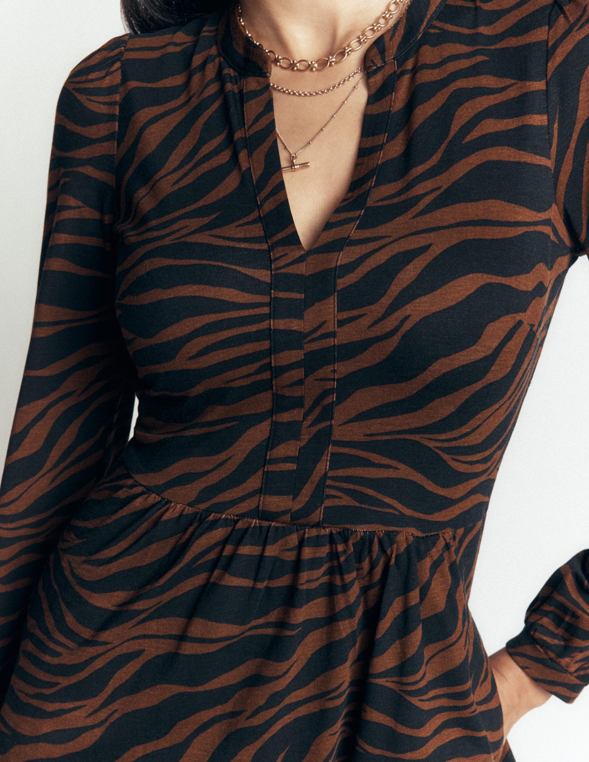 Naomi Relaxed Jersey Dress-Raw Umber. Zebra Swirl - Image 2