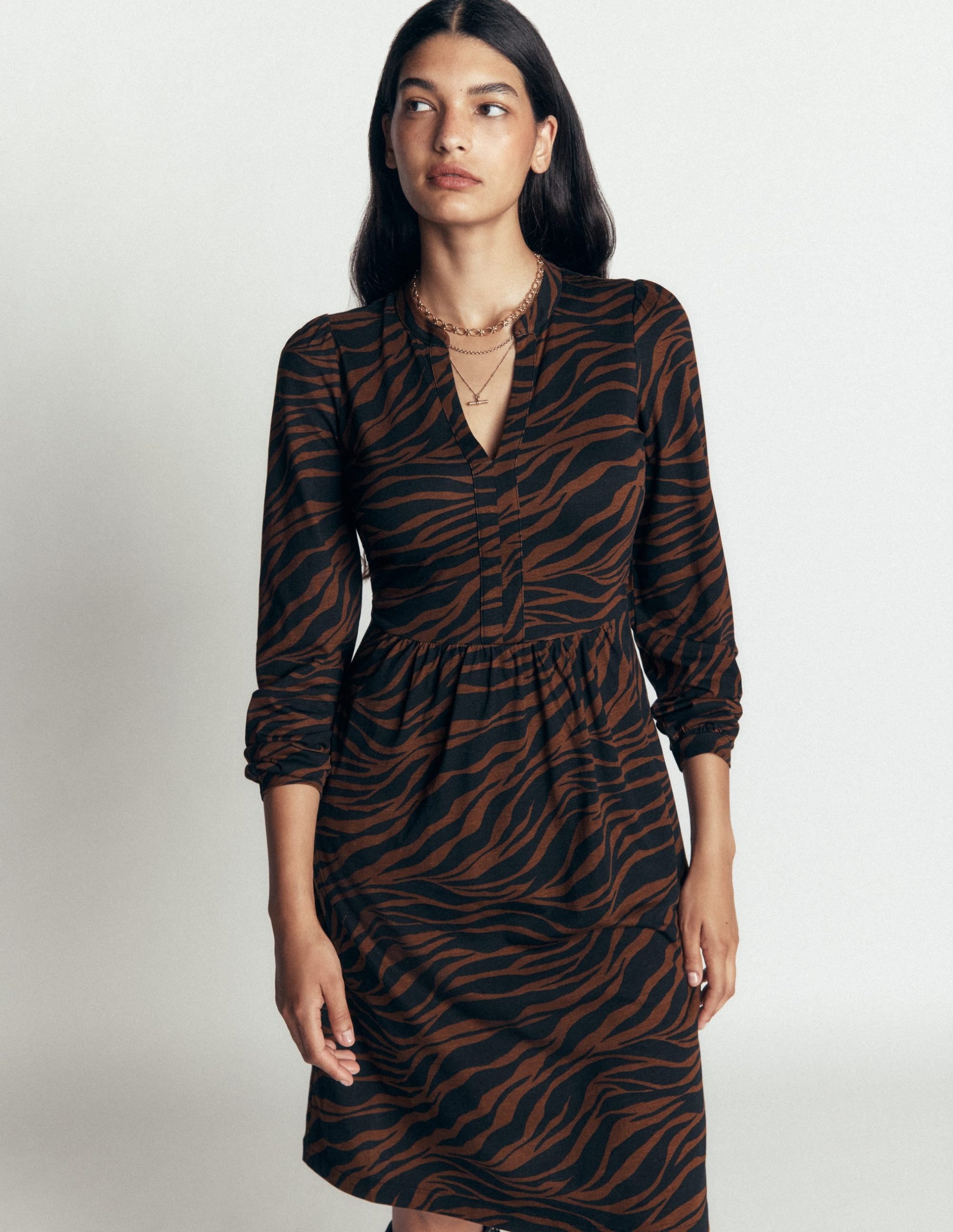 Naomi Relaxed Jersey Dress-Raw Umber. Zebra Swirl - Image 4