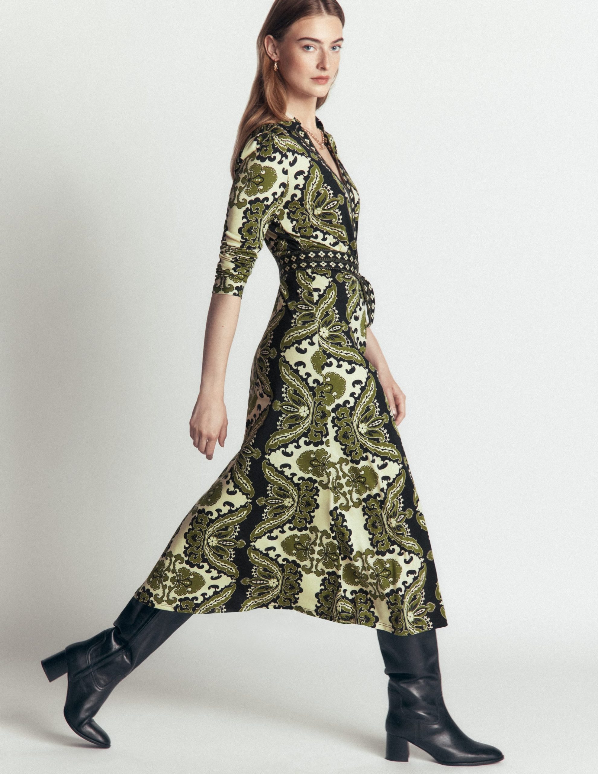 Imogen Collared Jersey Dress-Multi. Blossoming Gardenia