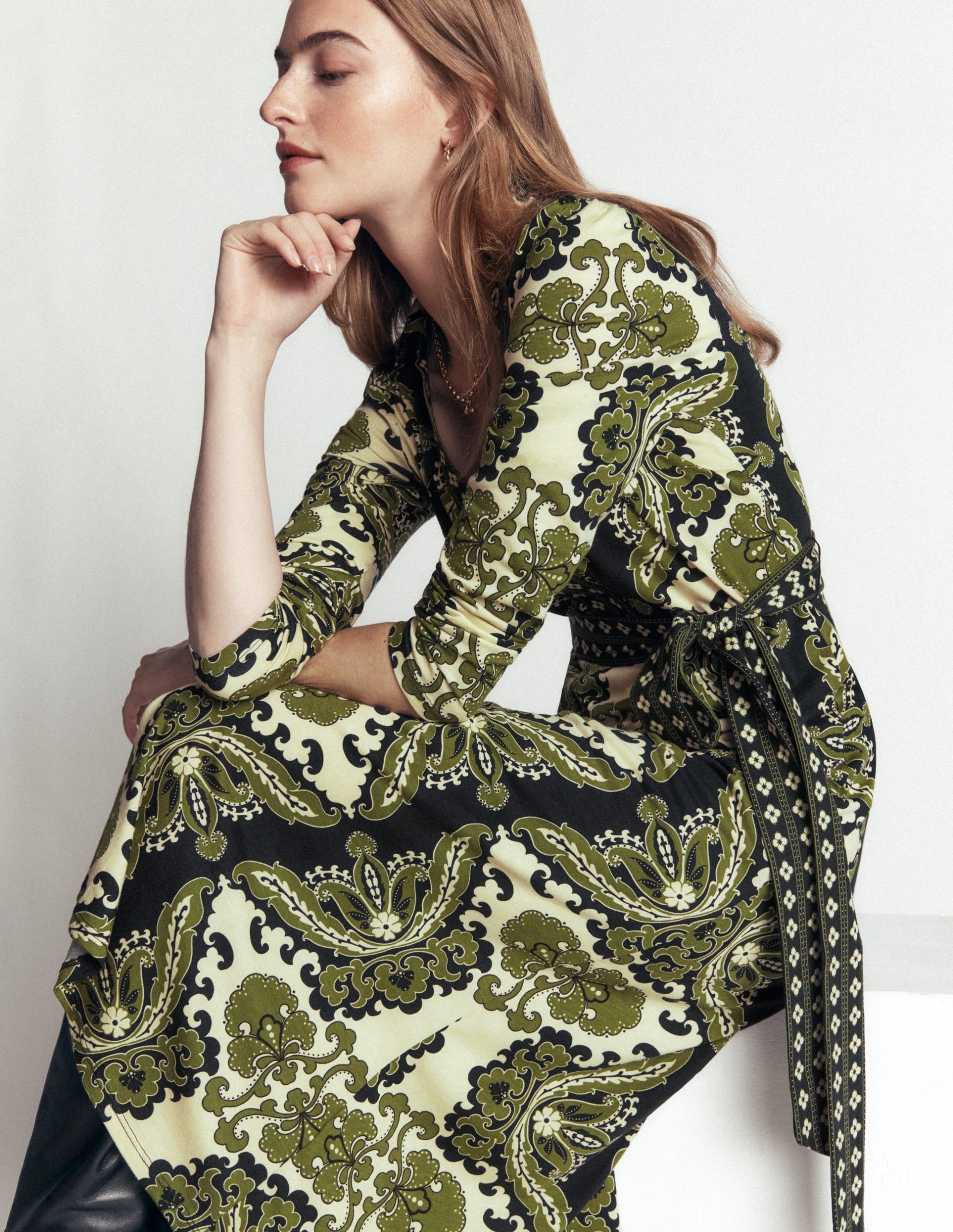 Imogen Collared Jersey Dress-Multi. Blossoming Gardenia - Image 4