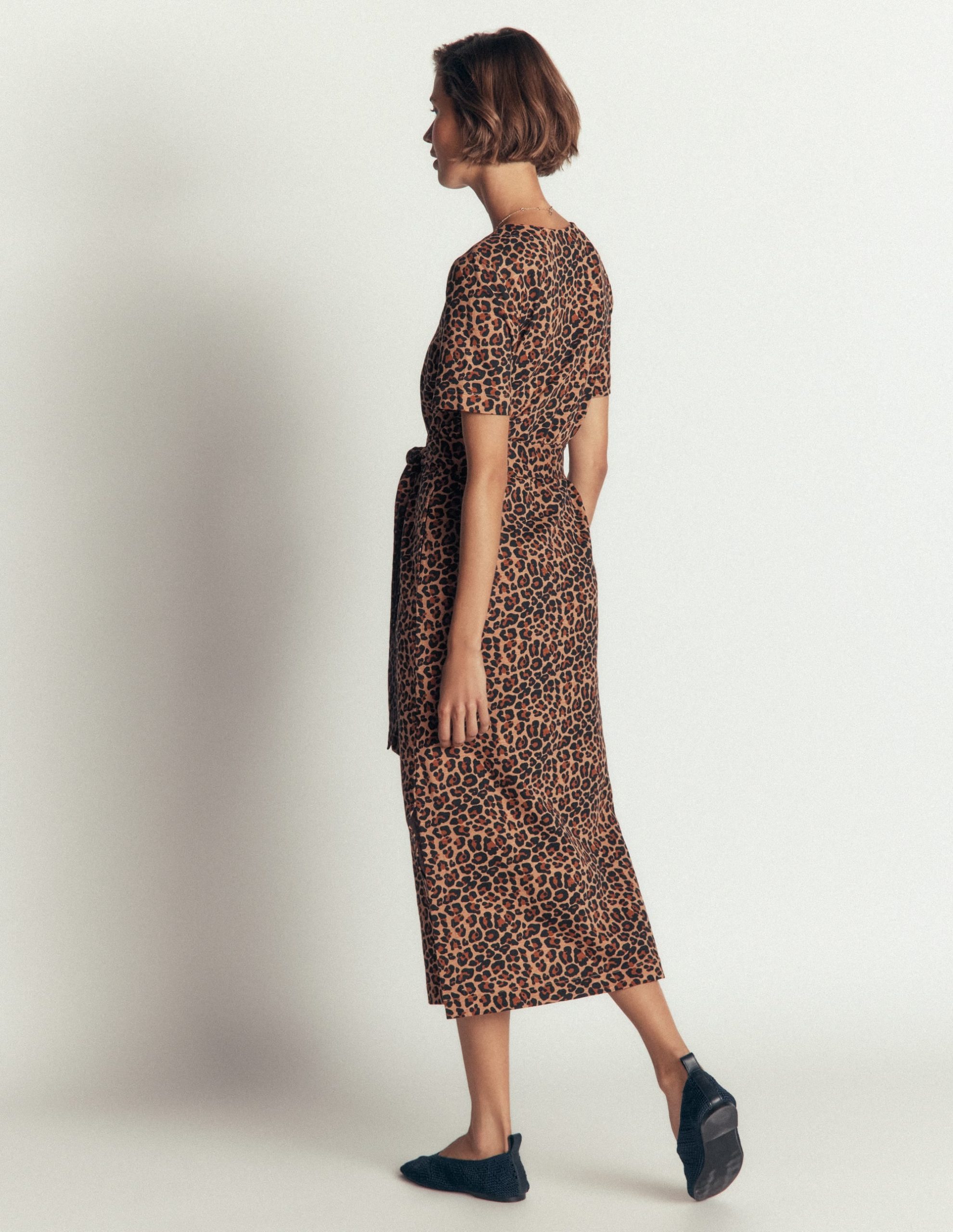 T-Shirt Jersey Midi Dress-Camel. Animal Fields - Image 3