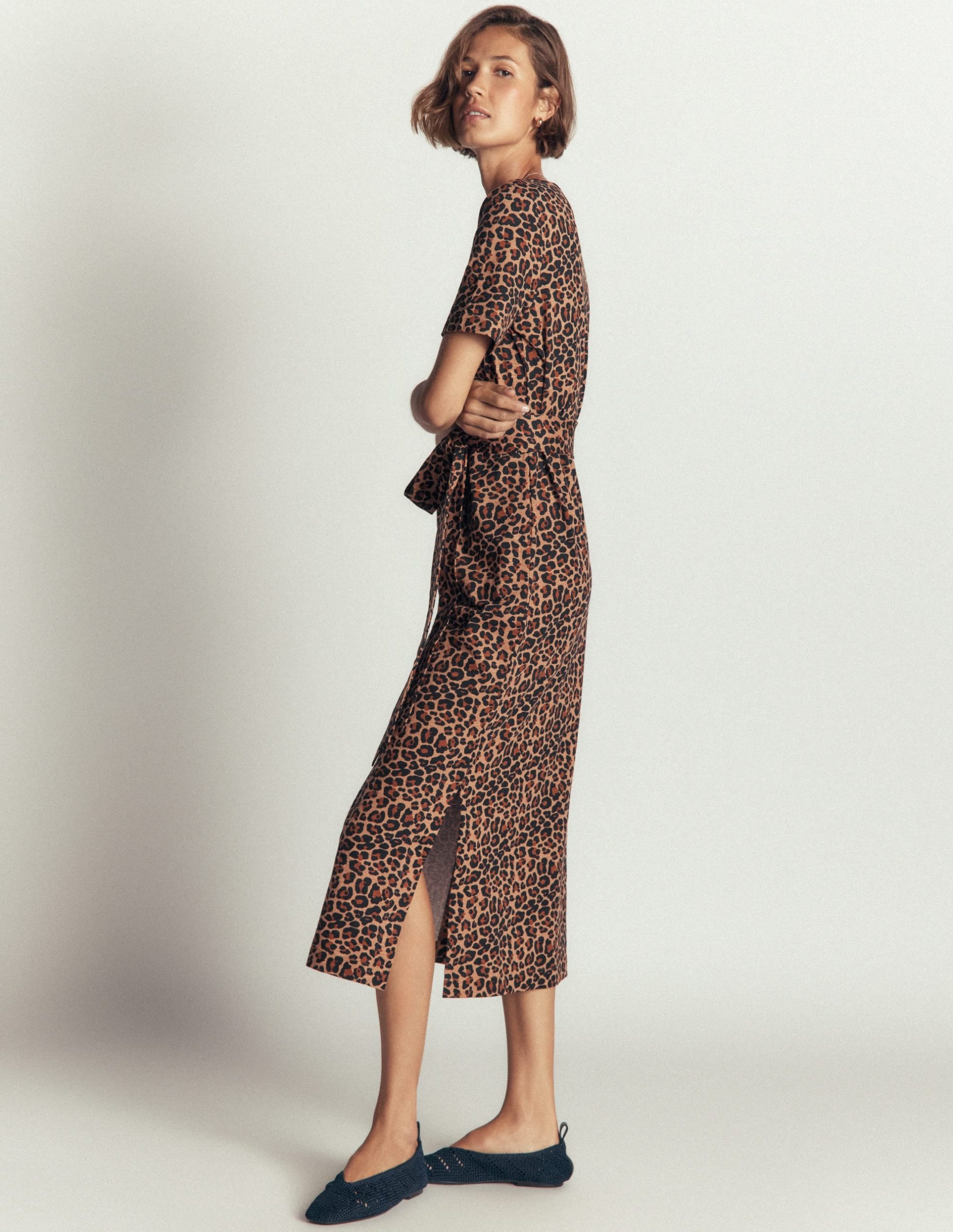 T-Shirt Jersey Midi Dress-Camel. Animal Fields - Image 5