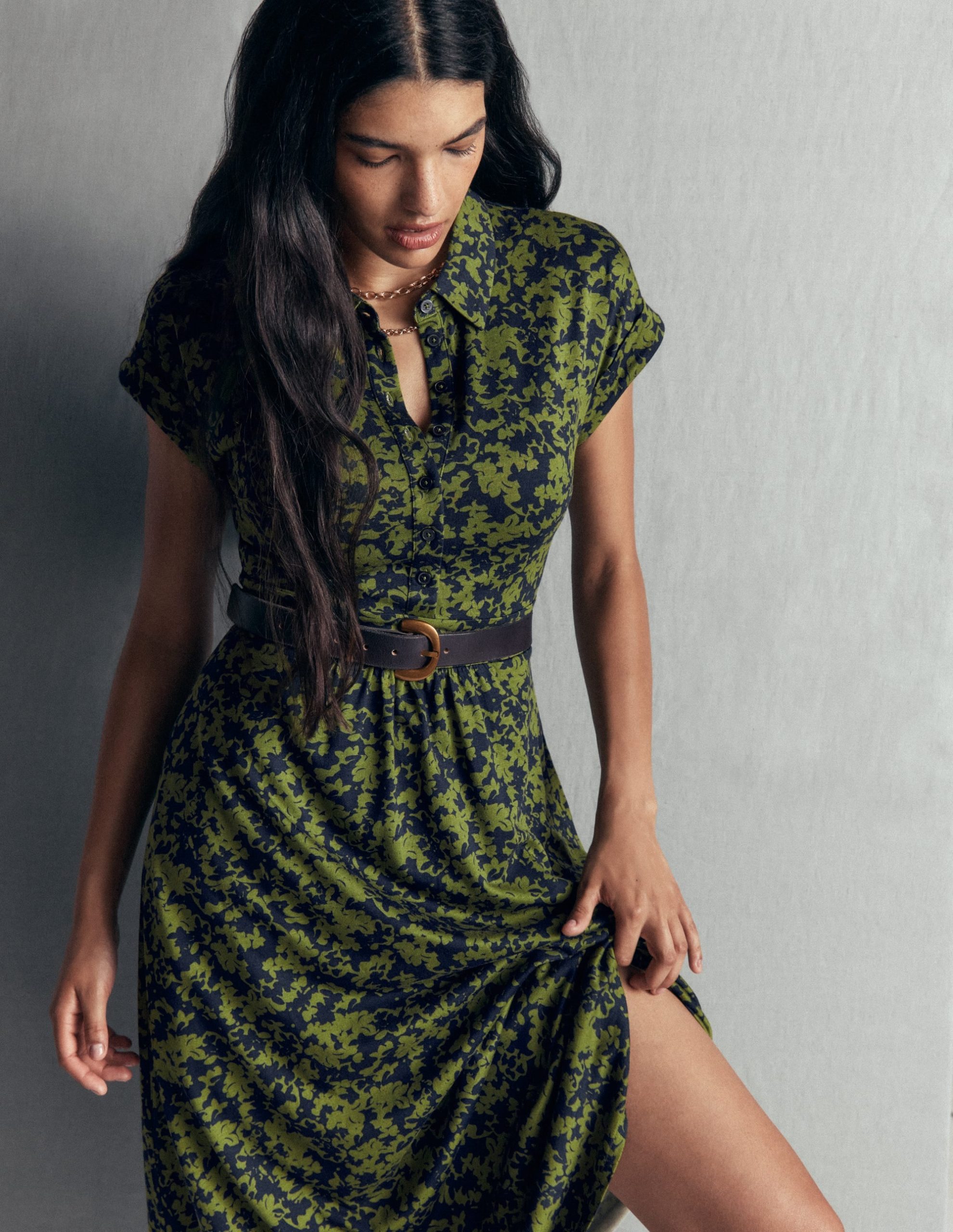 Fae Jersey Shirt Dress-Forest Green. Sprayed Leaf