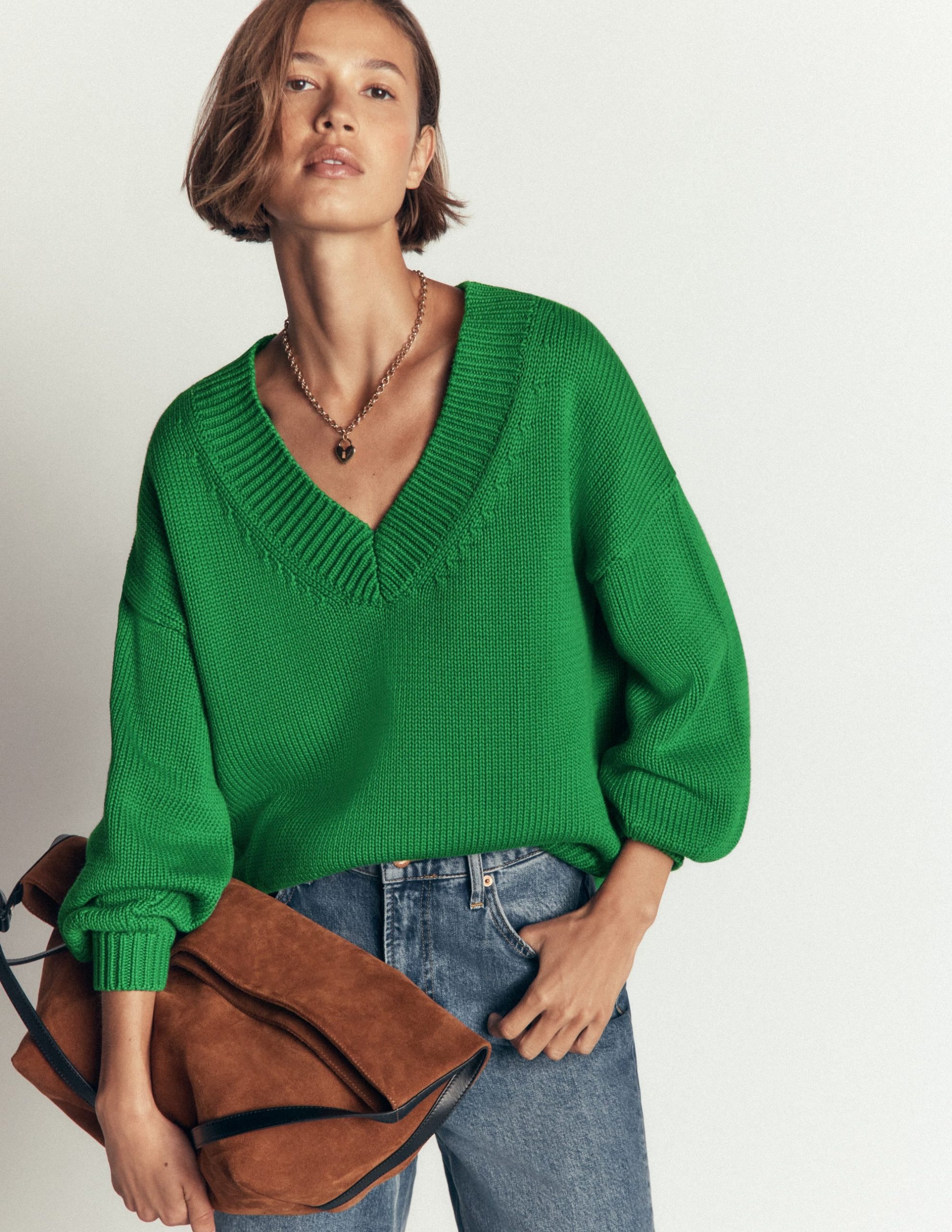 Lucy Cotton V-neck Sweater-Highland Green - Image 5