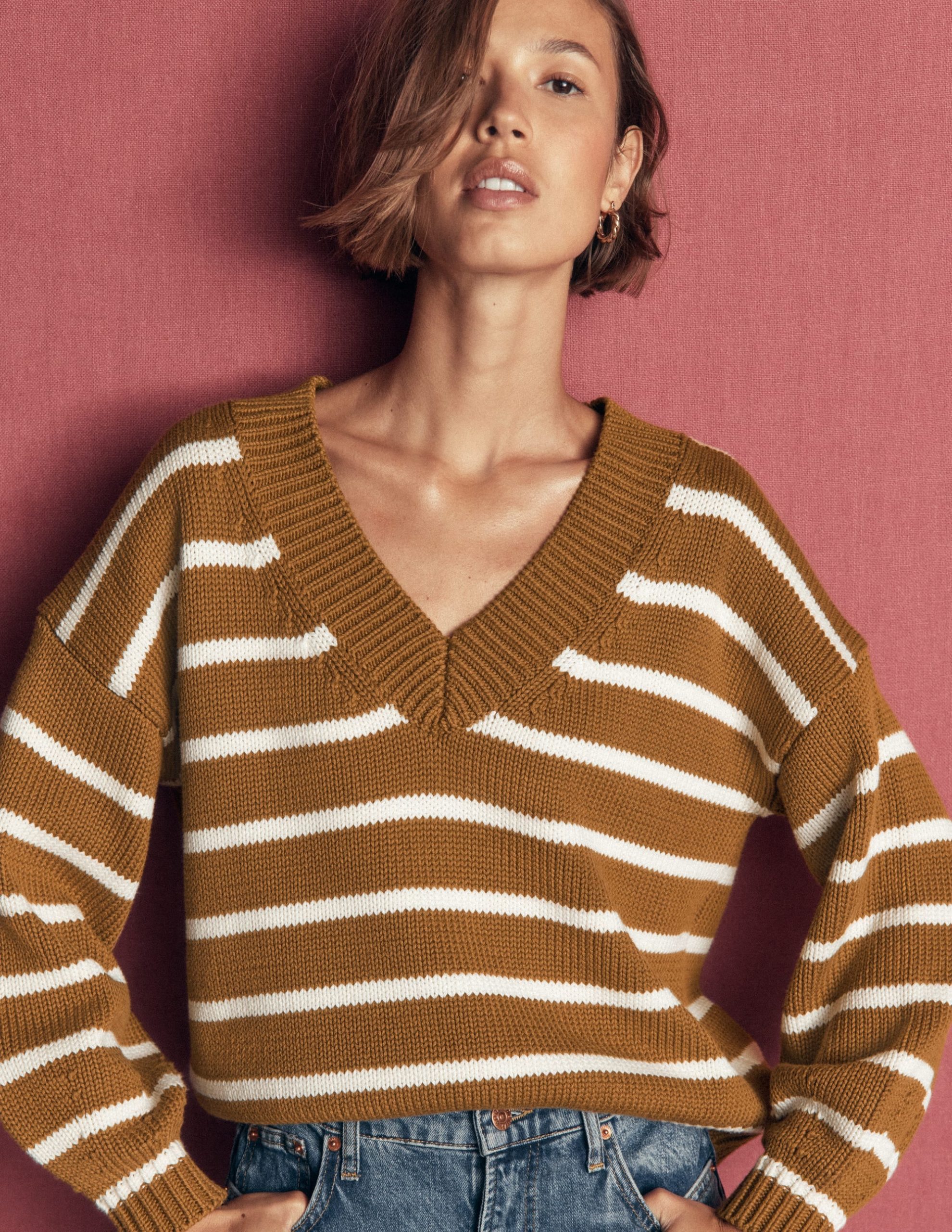 Lucy Cotton V-neck Sweater-Gingerbread. Ivory
