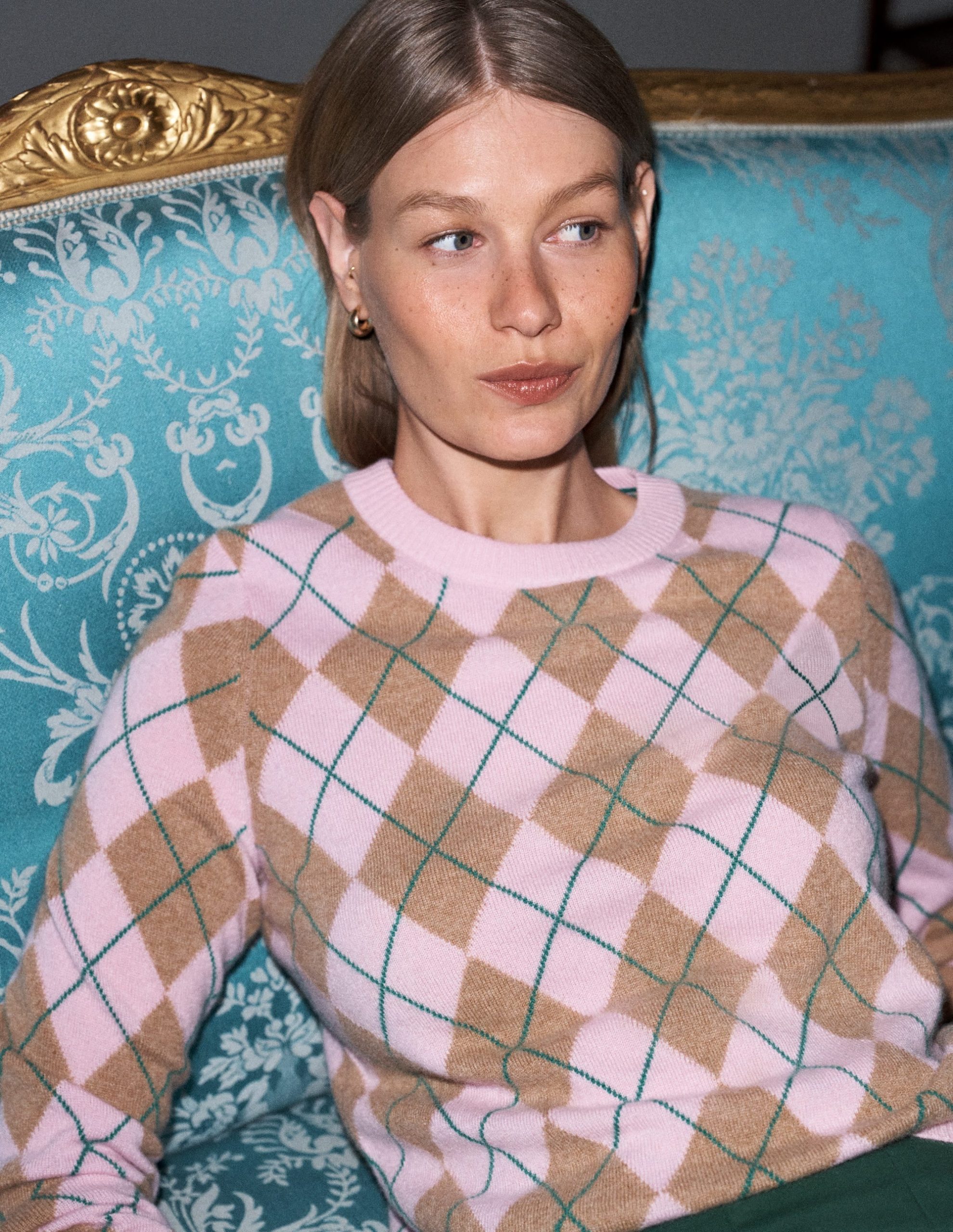 Elsie Cashmere Crew Sweater-Pink Heather. Argyle