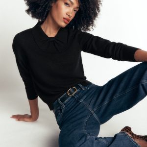 Bow Neck Knitted Sweater-Black