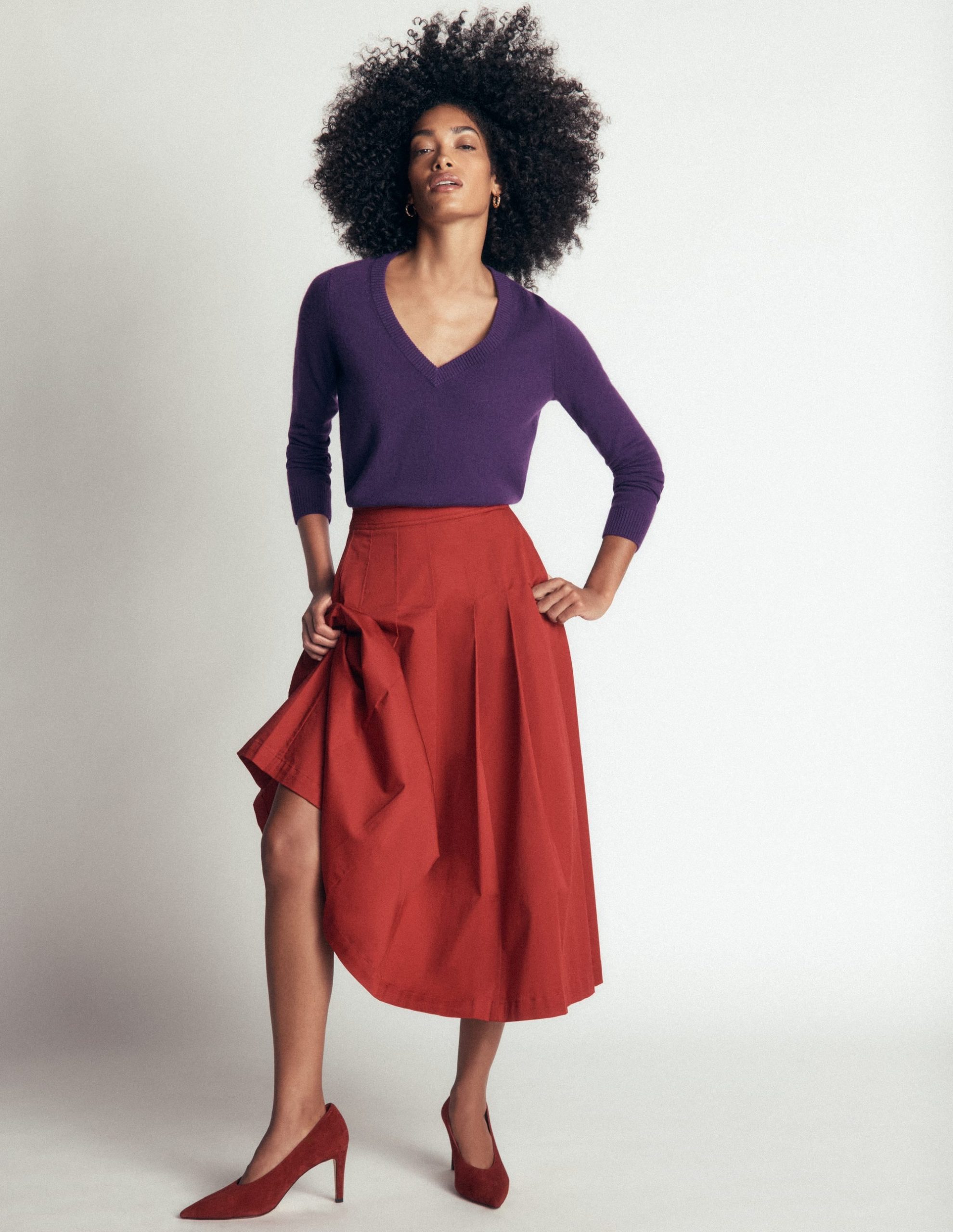 Elsie Cashmere V Neck Sweater-Deep Grape - Image 2