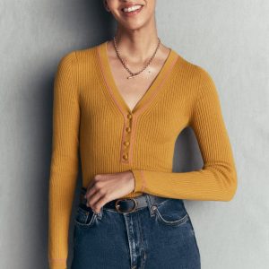 Paula Ribbed V Neck Jumper-Gold Wheat