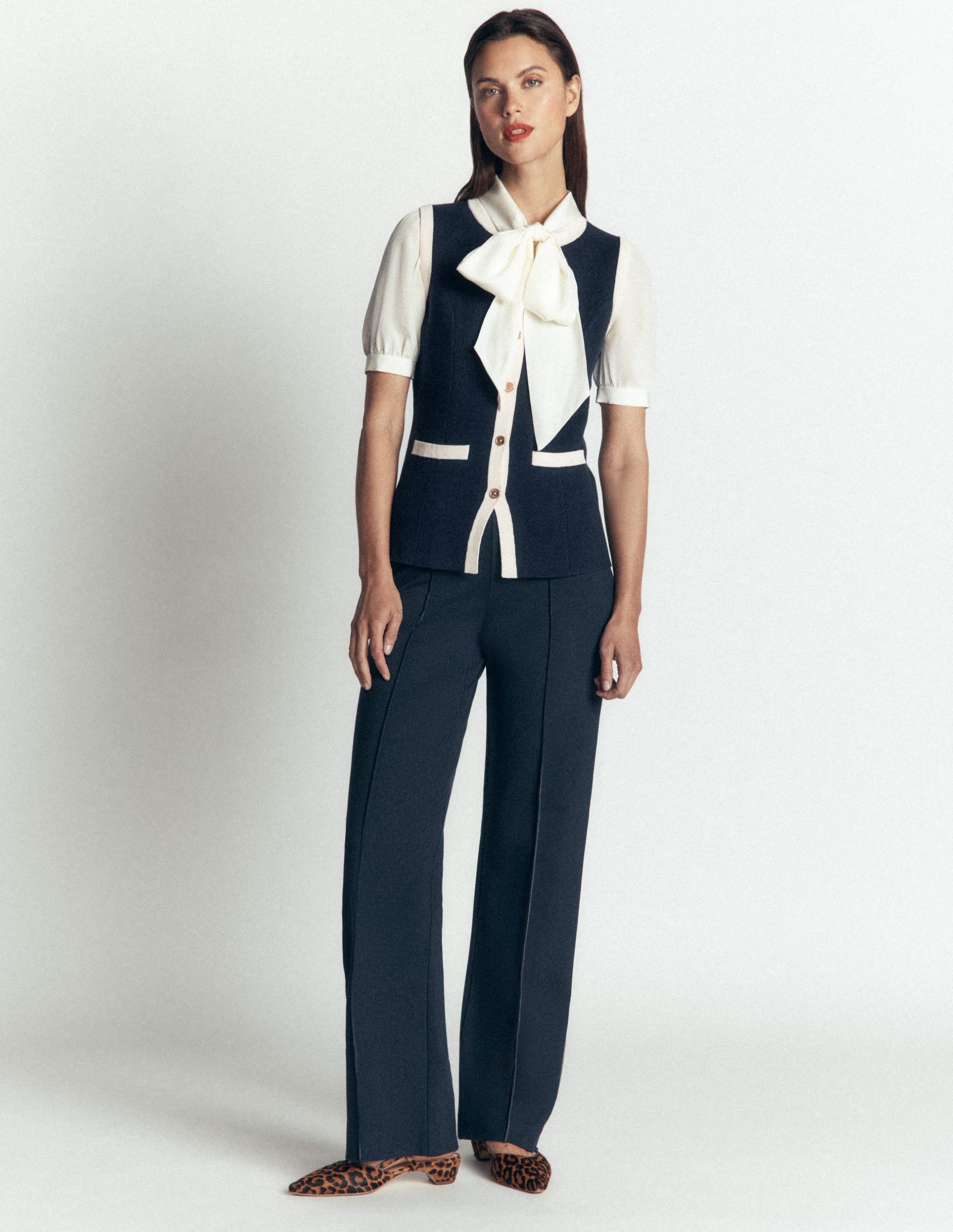 Crew Milano Knit Waistcoat-Navy - Image 4