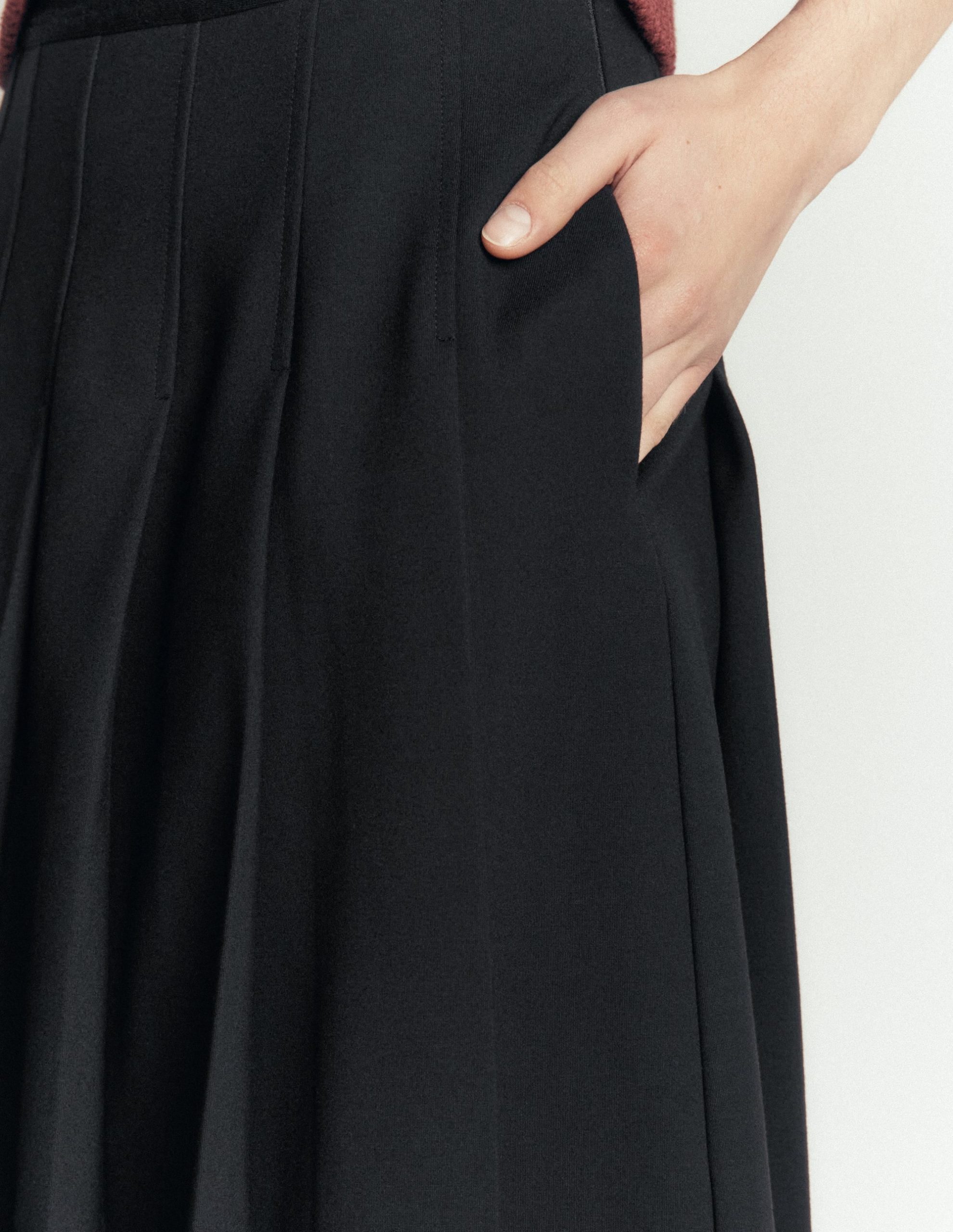 Aya Ponte Skirt-Black - Image 2