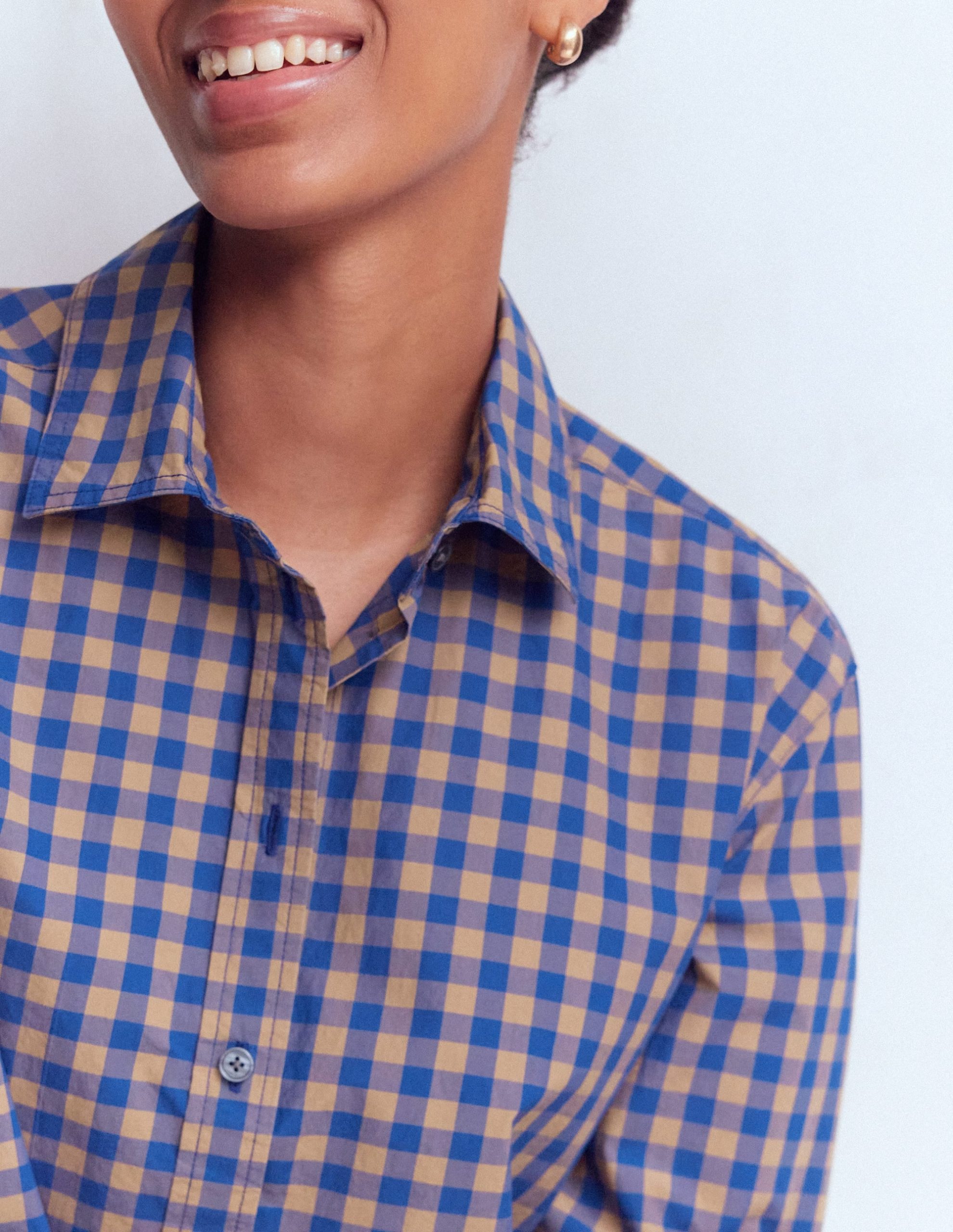 Sienna Cropped Cotton Shirt-Camel. Blue Gingham - Image 2