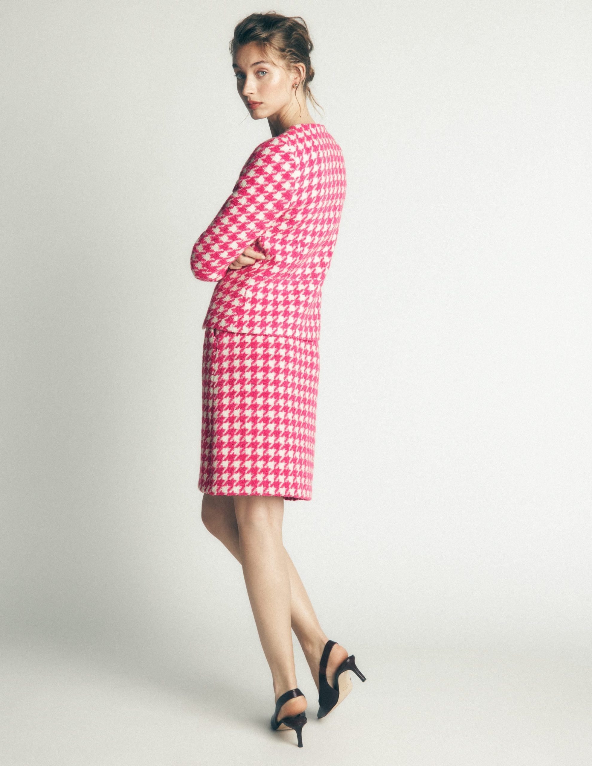 Collarless Wool Blend Blazer-Pink Dogstooth - Image 3