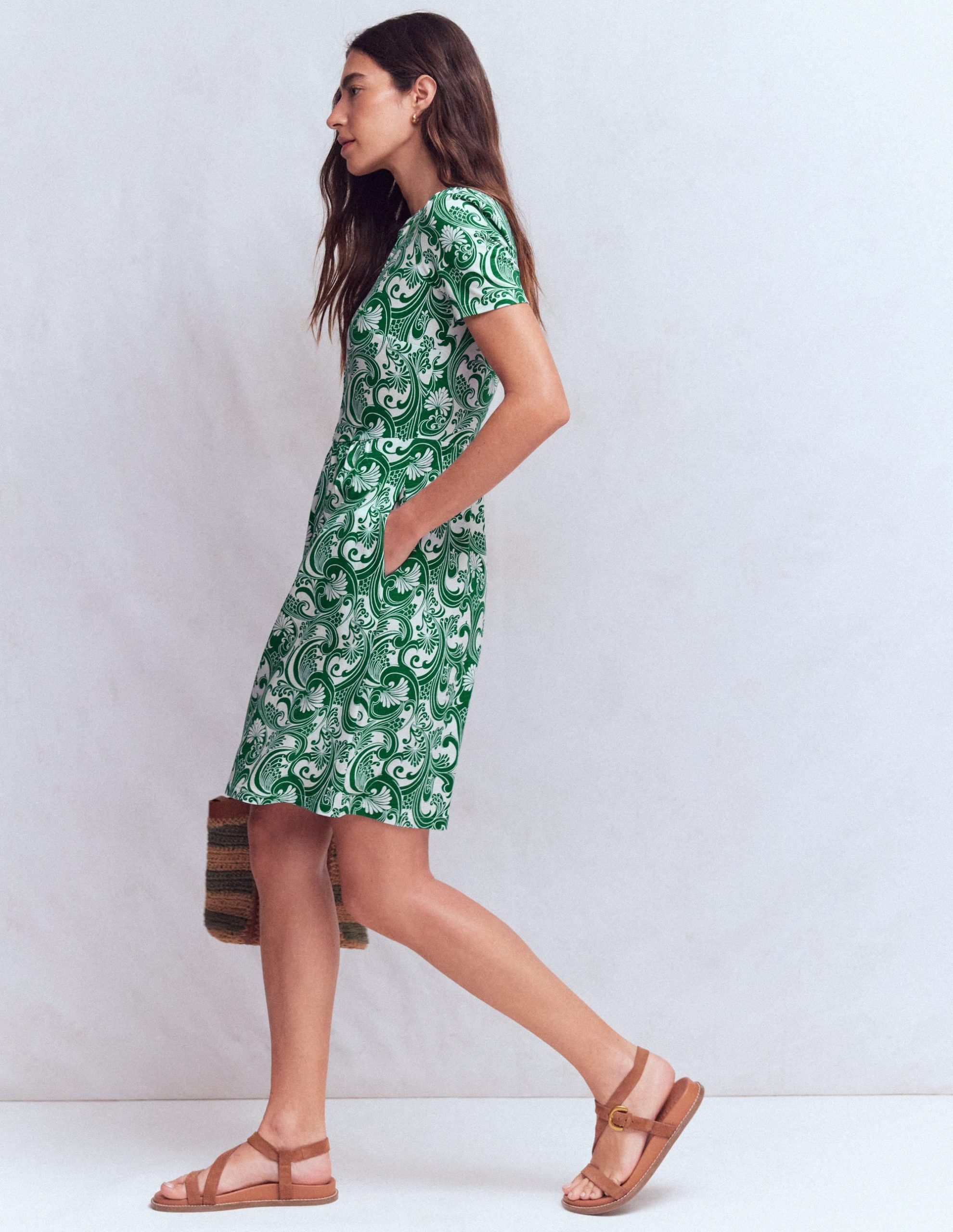 Naomi Short Sleeve Dress-Jewel Green. Foliage Whirl - Image 5