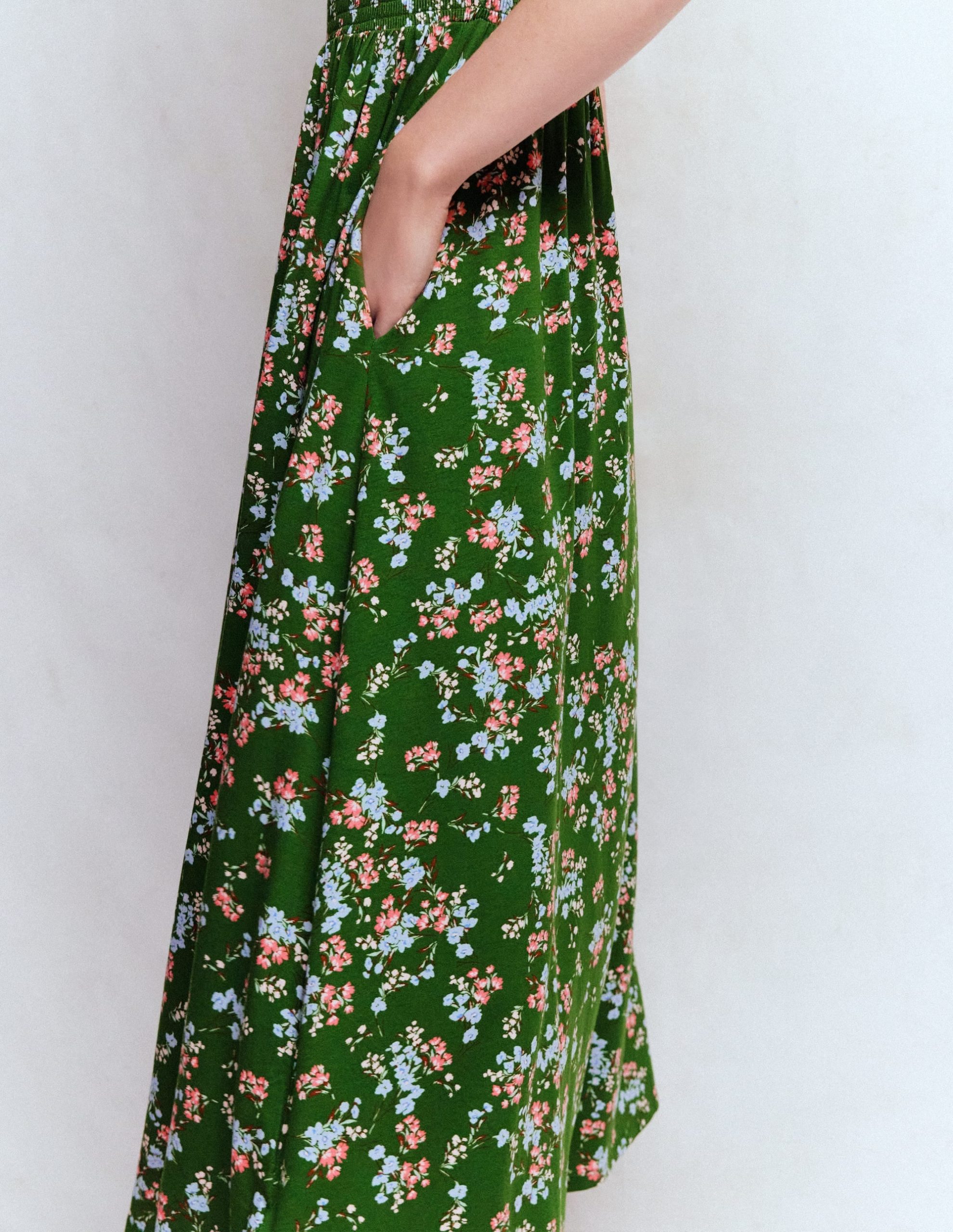 Smocked Jersey Midi Dress-Promenade Green. Bloom Scatter - Image 5