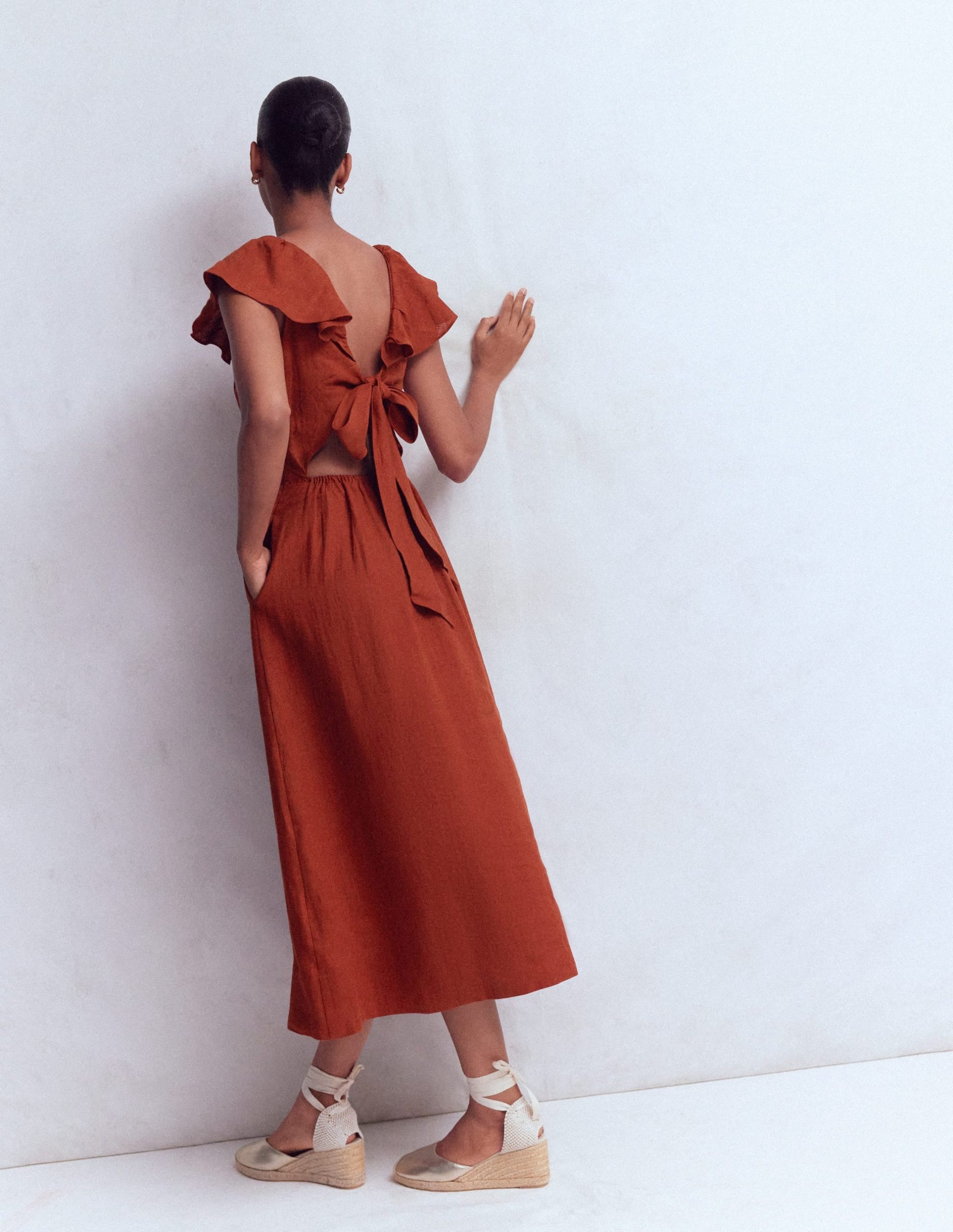 Mega Ruffle Linen Dress-Burnt Henna - Image 4