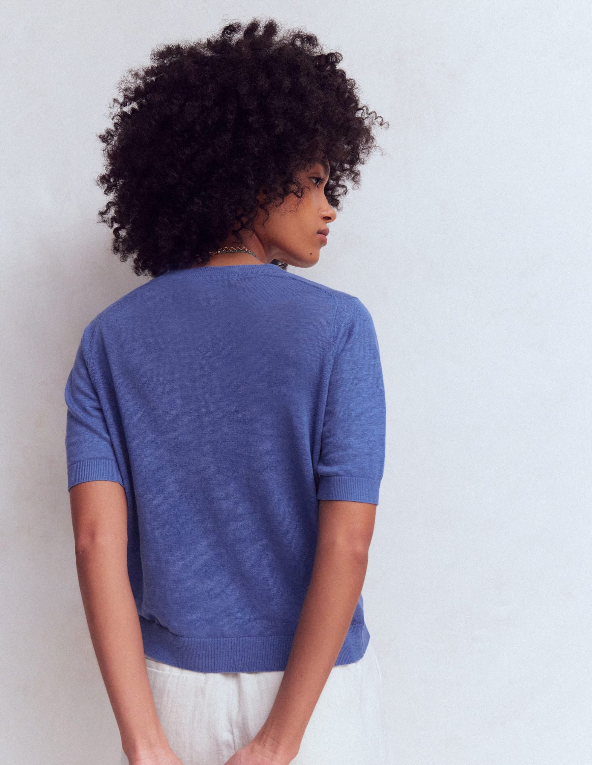 Agnes Linen V Neck T-Shirt-Solid Blue - Image 3