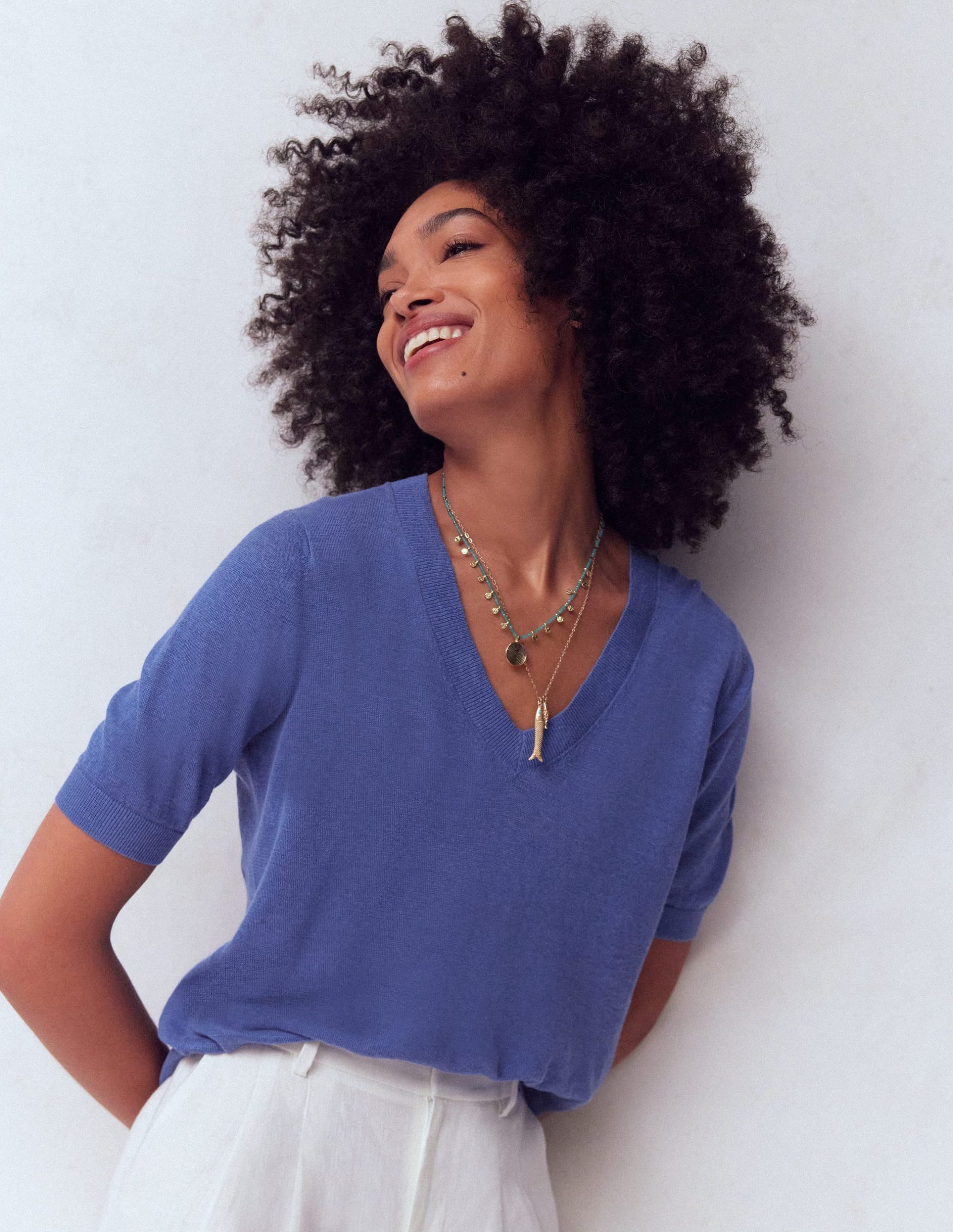 Agnes Linen V Neck T-Shirt-Solid Blue - Image 4