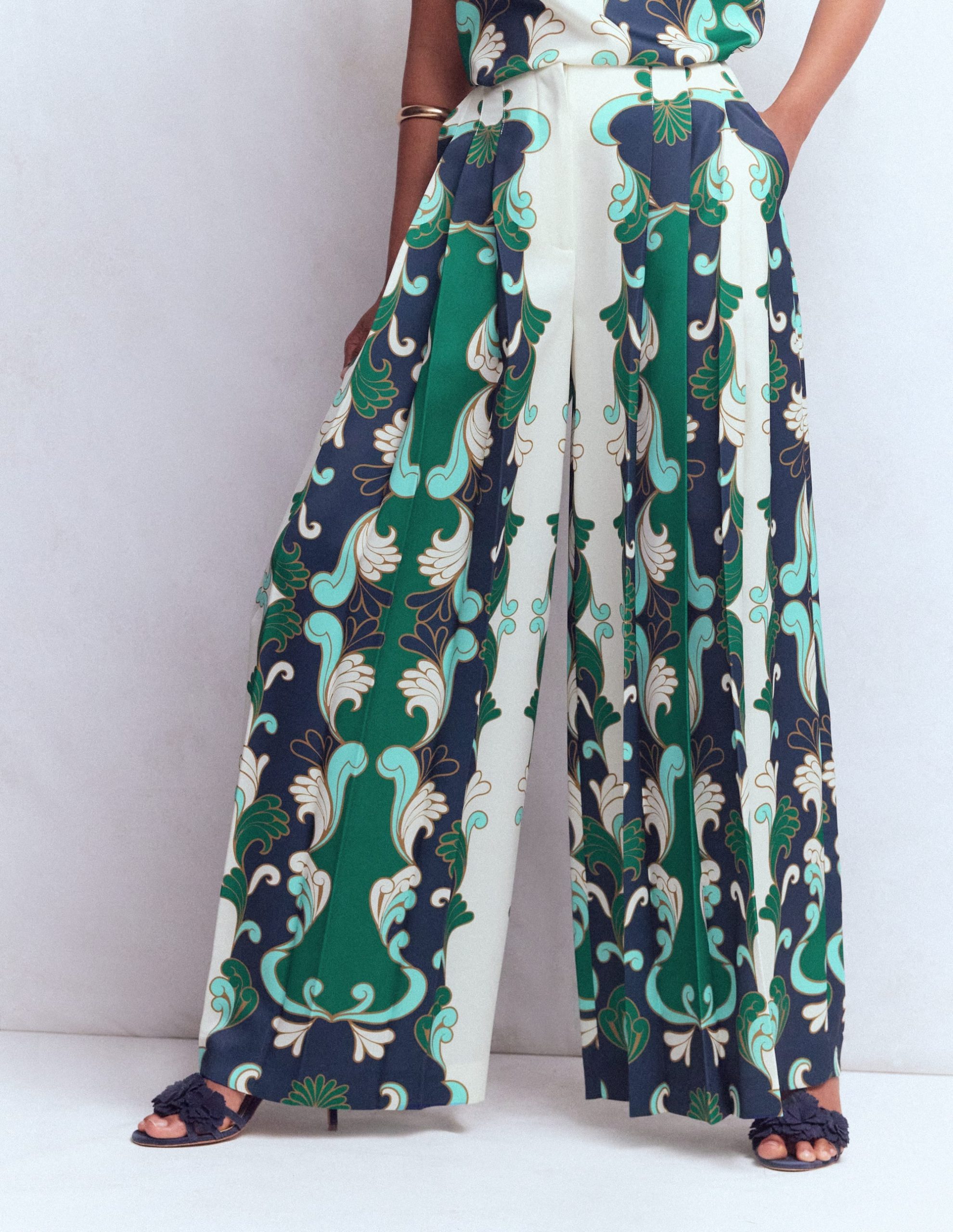 Regent Wide Leg Pants-Ivory. Foliage Whirl - Image 5