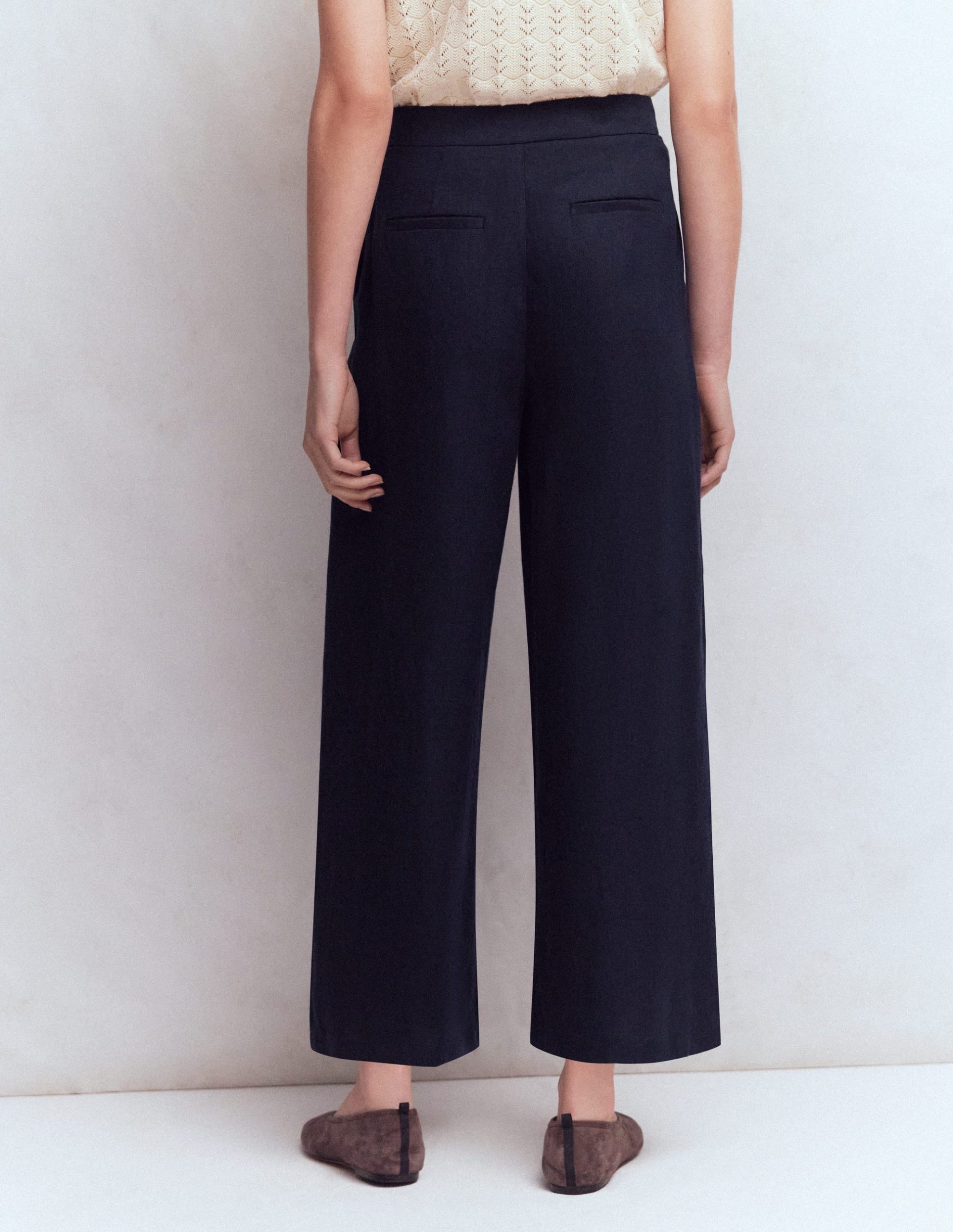 Pleated Linen Culotte-Navy - Image 3