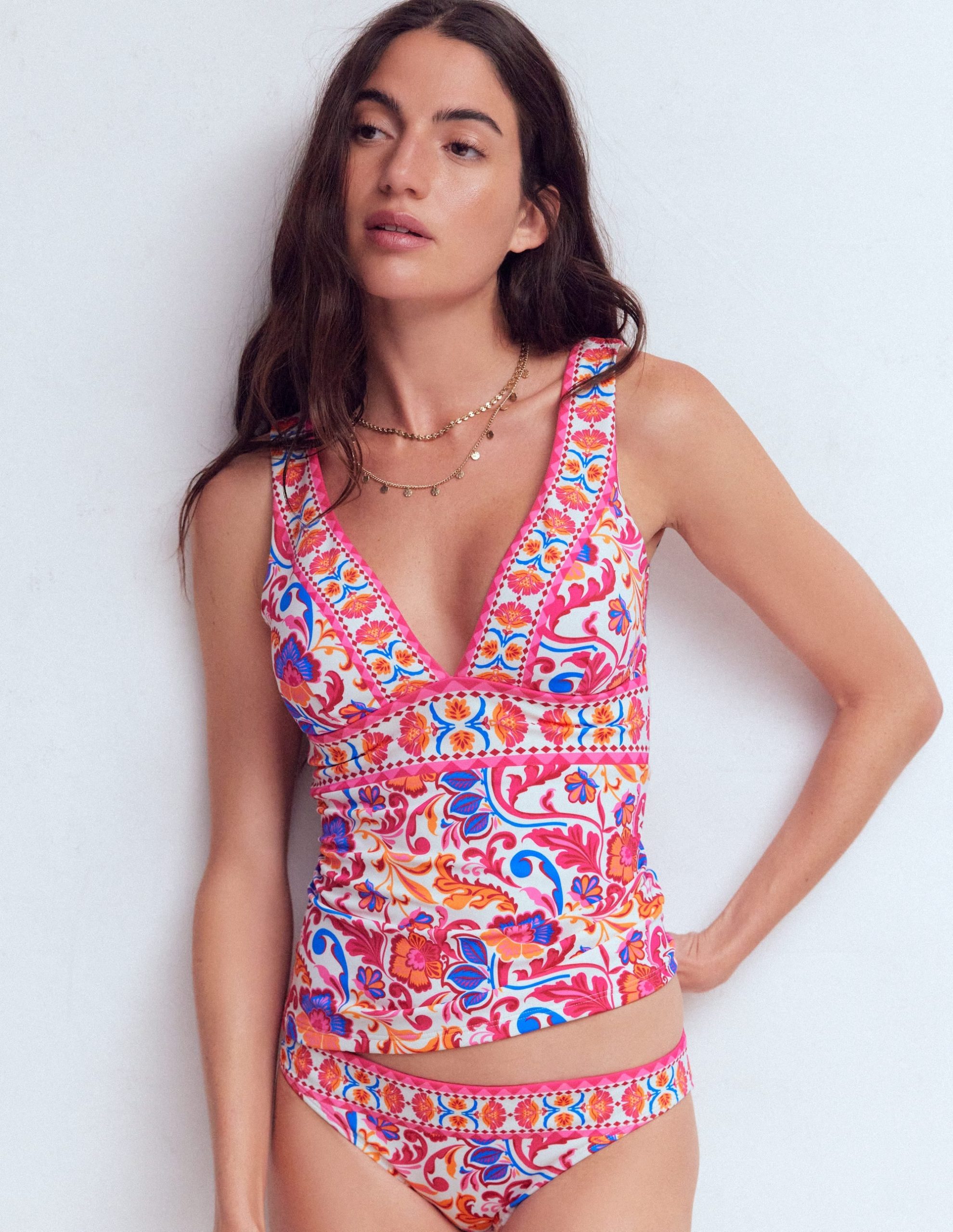 Porto Tankini Top-Pink Power. Flourishing Meadow - Image 4