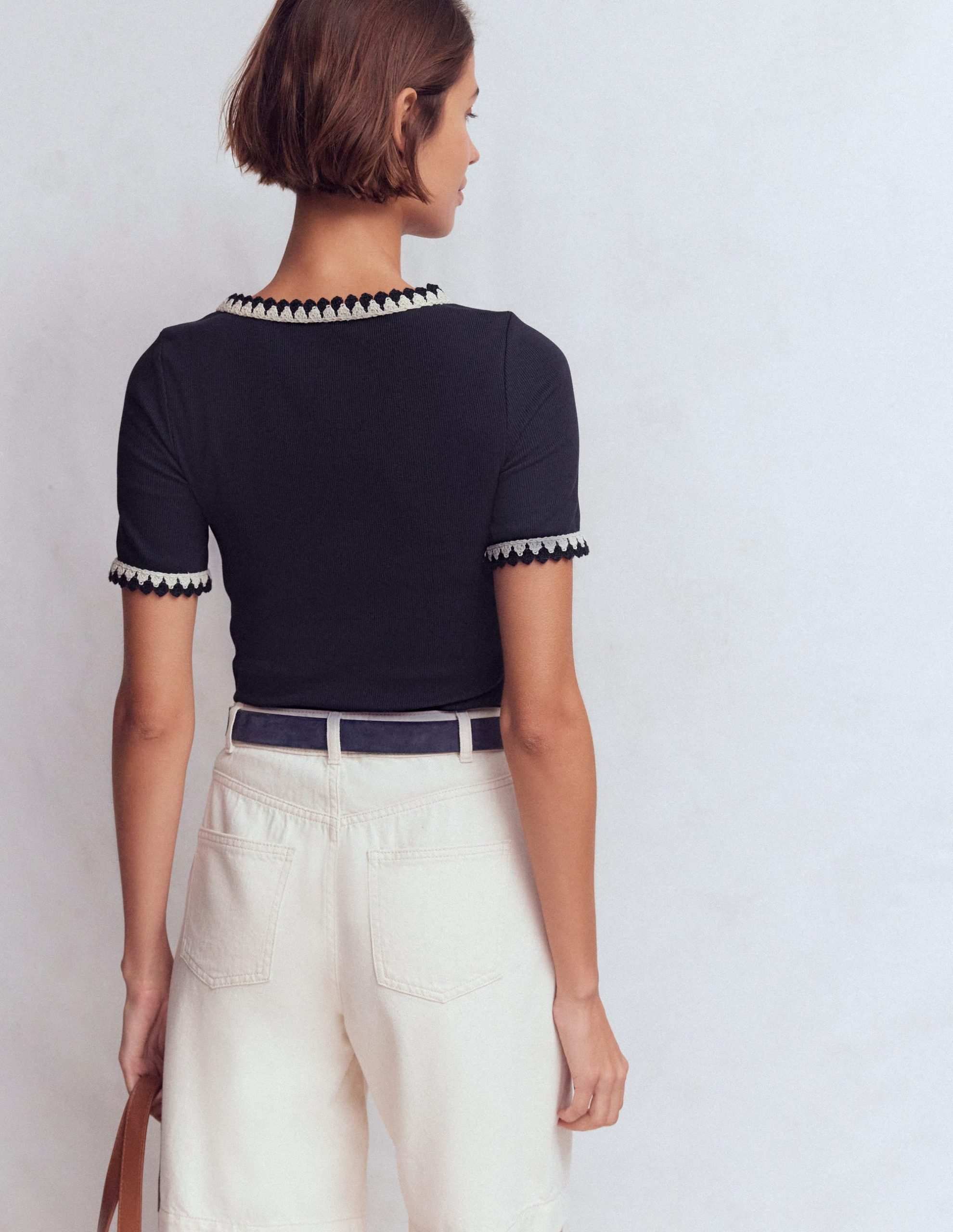 Maddie Trim Detail T-Shirt-Navy - Image 3