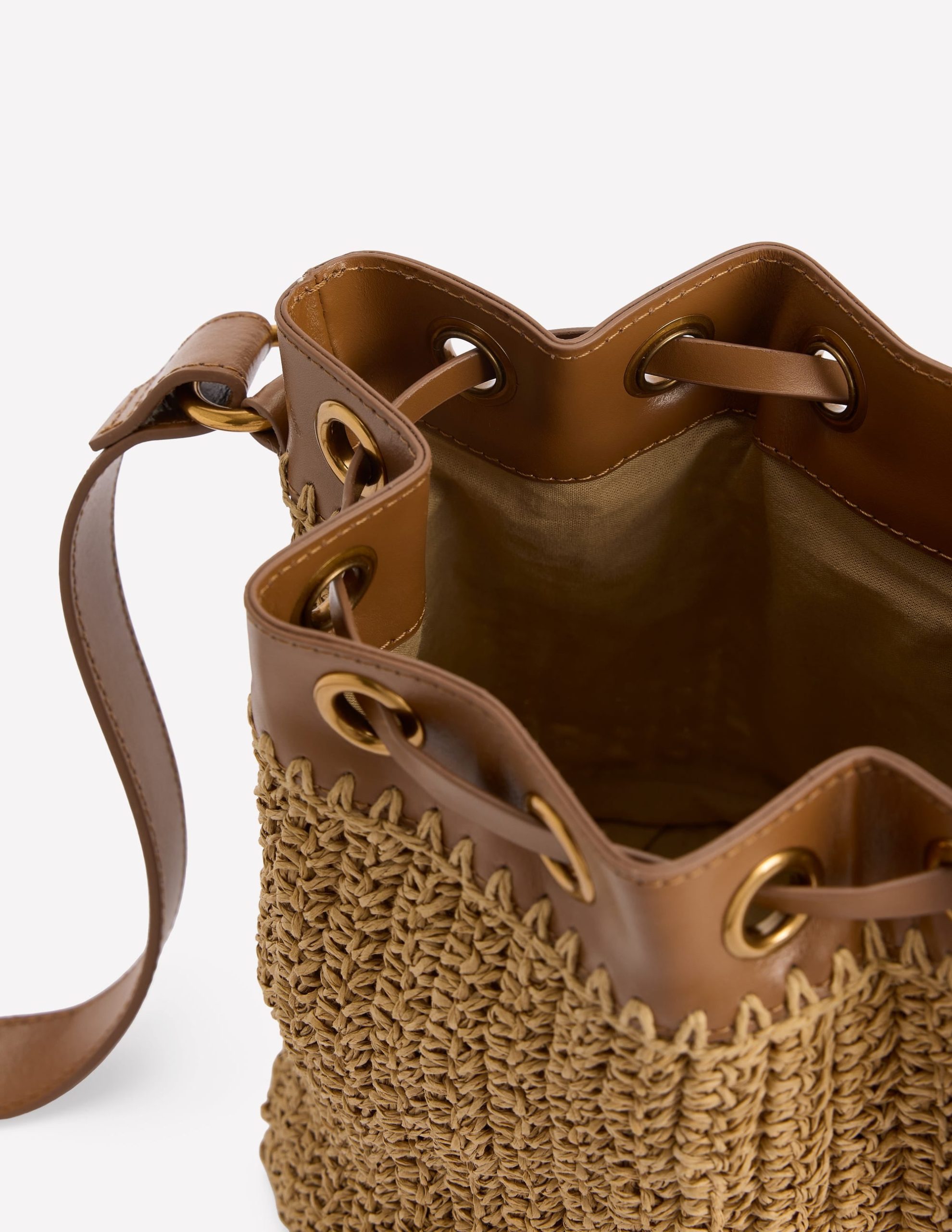 Mini Straw Bucket Bag-Natural Raffia - Image 4