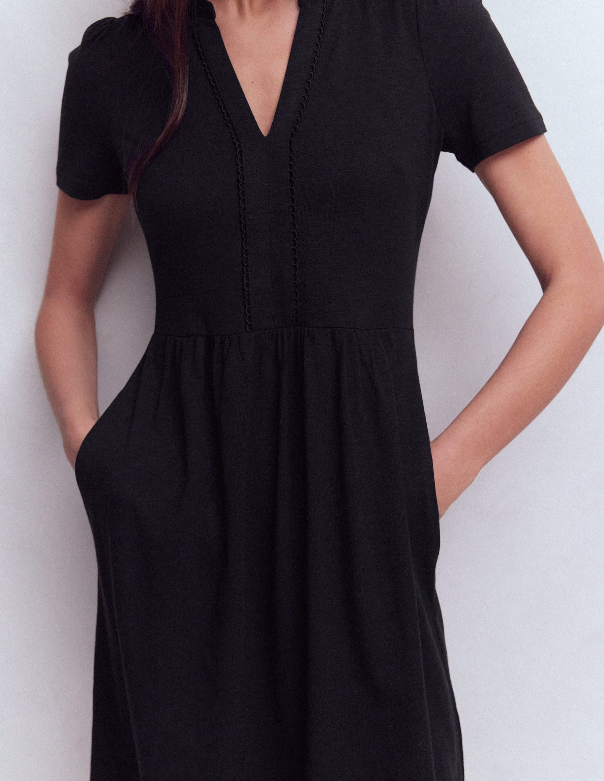 Naomi Short Sleeve Dress-Black - Image 2