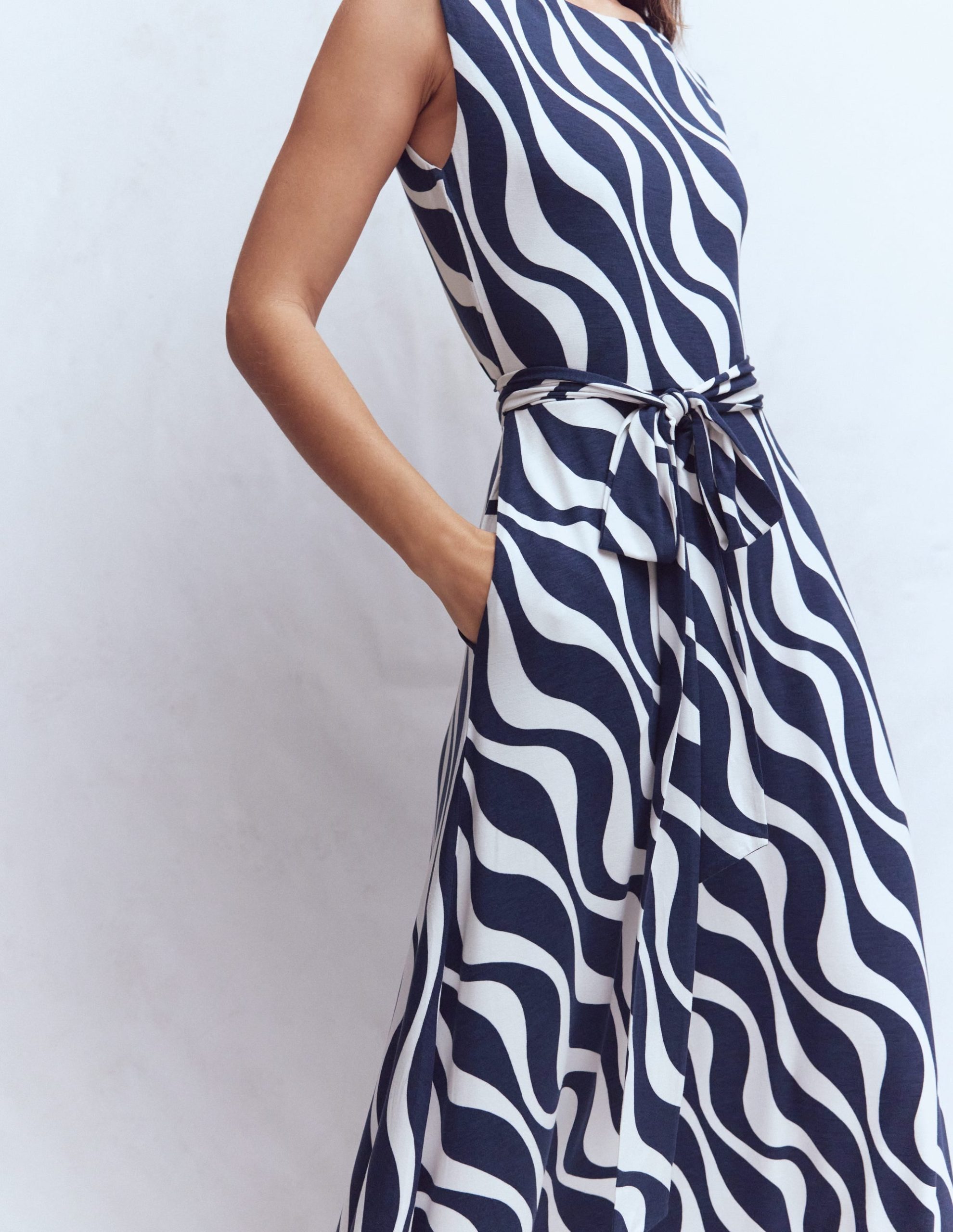 Tamsin Jersey Midi Dress-French Navy. Rhythmic Wave - Image 2
