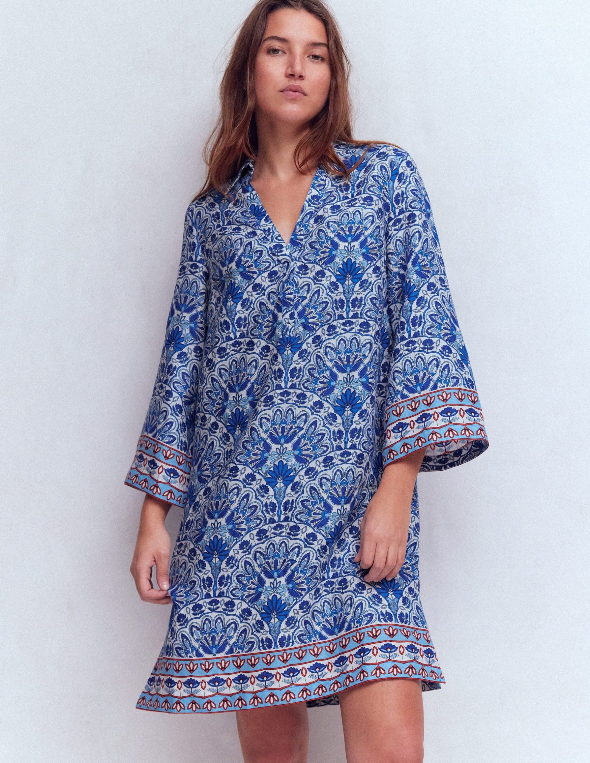Carmen Linen Short Dress-Bright Blue. Elaborate Terrace - Image 5