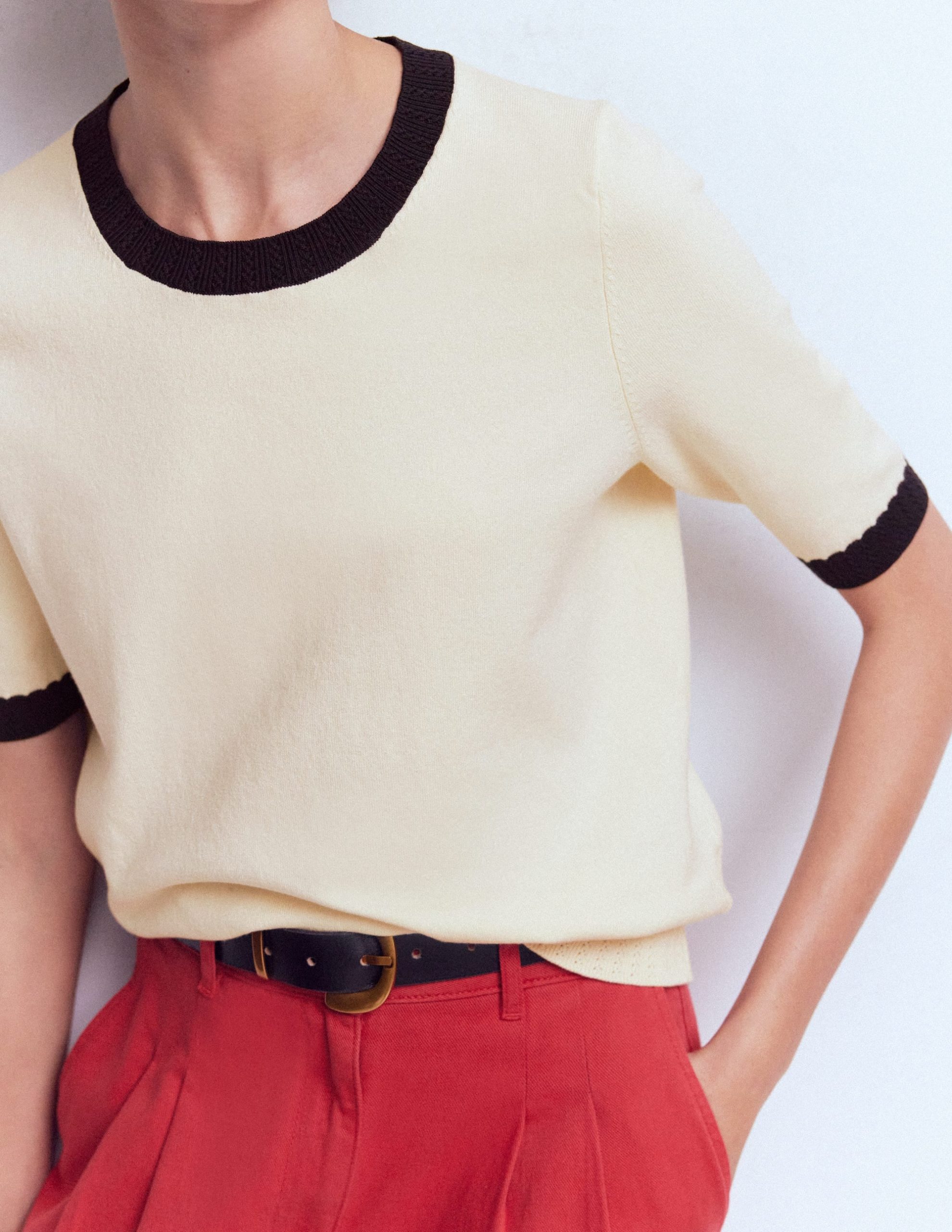 Emilia Cotton Crew T-shirt-Warm Ivory. Navy - Image 2