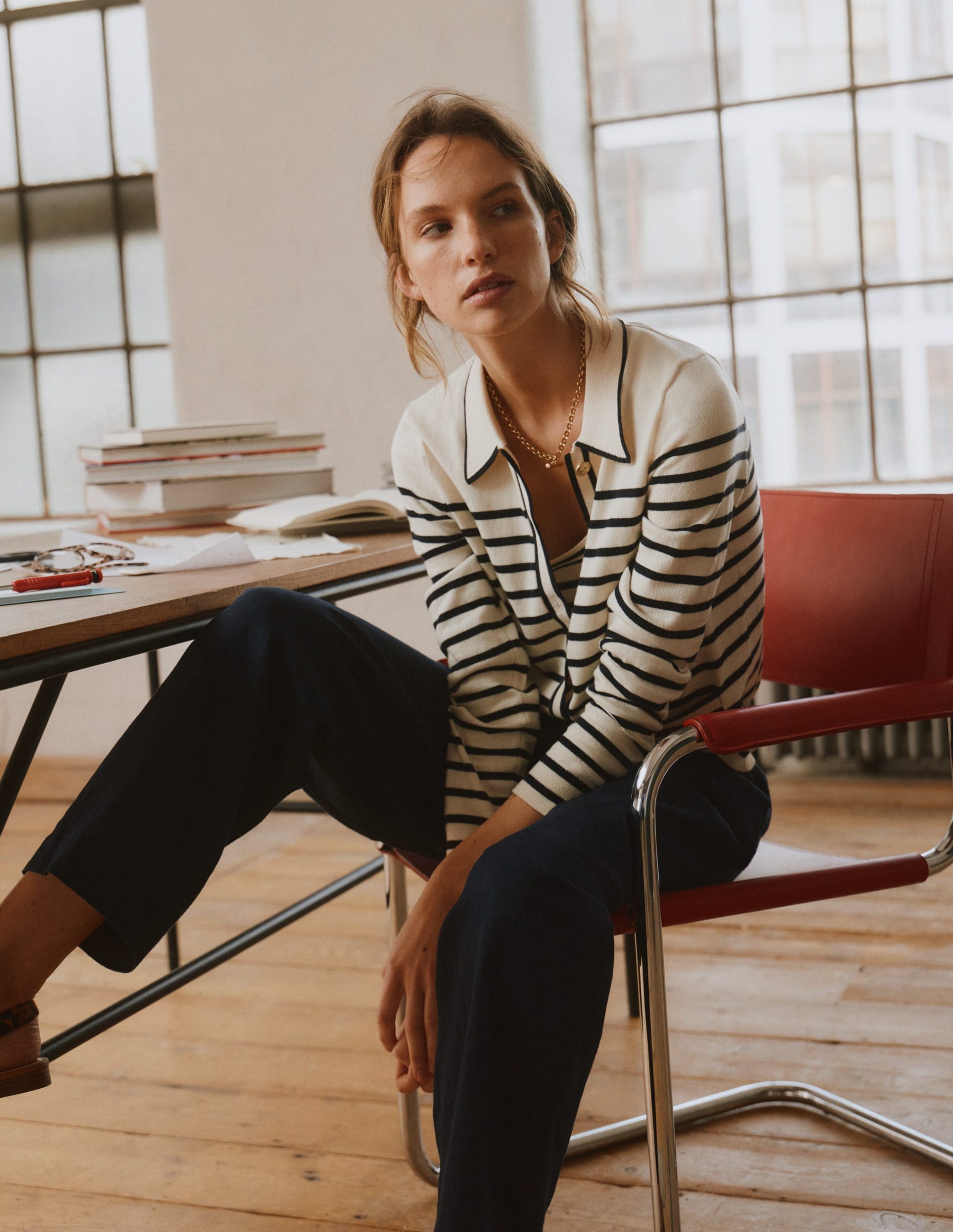 Liz Knitted Collared Cardigan-Ivory/ Navy - Image 6