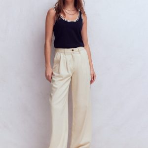 Pleated Wide Leg Jeans-Ecru
