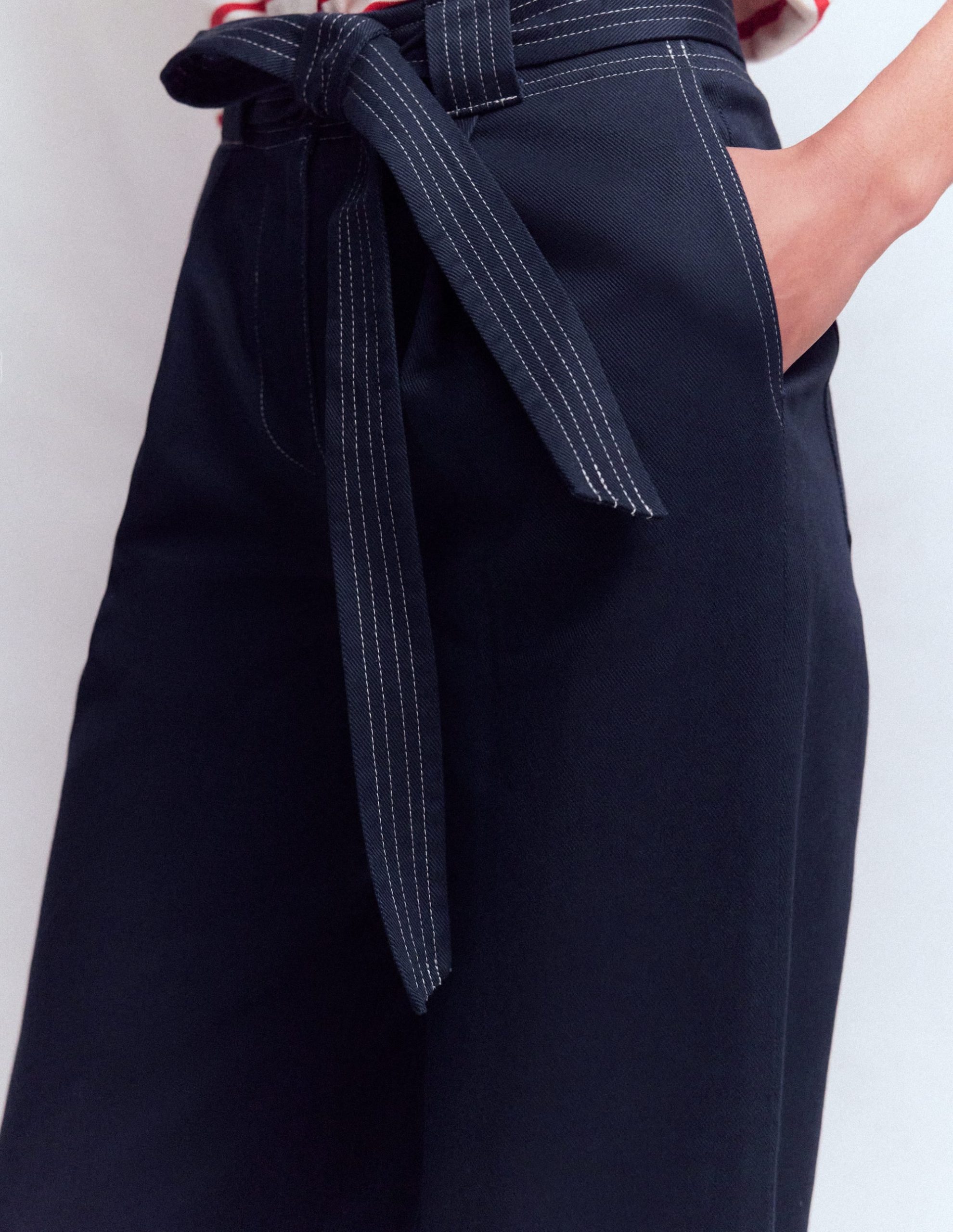 Belted Barrel Leg Pants-Navy - Image 2