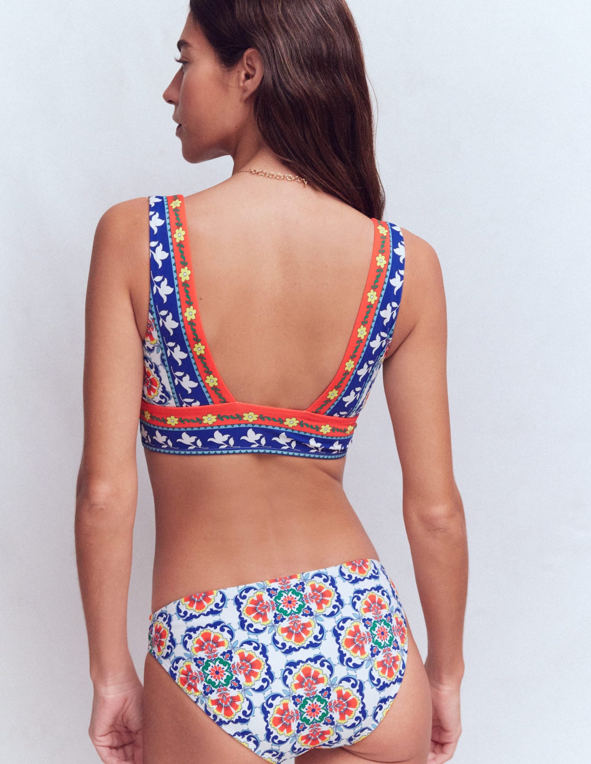 Porto V-neck Bikini Top-Multi. ornamental trellis - Image 3