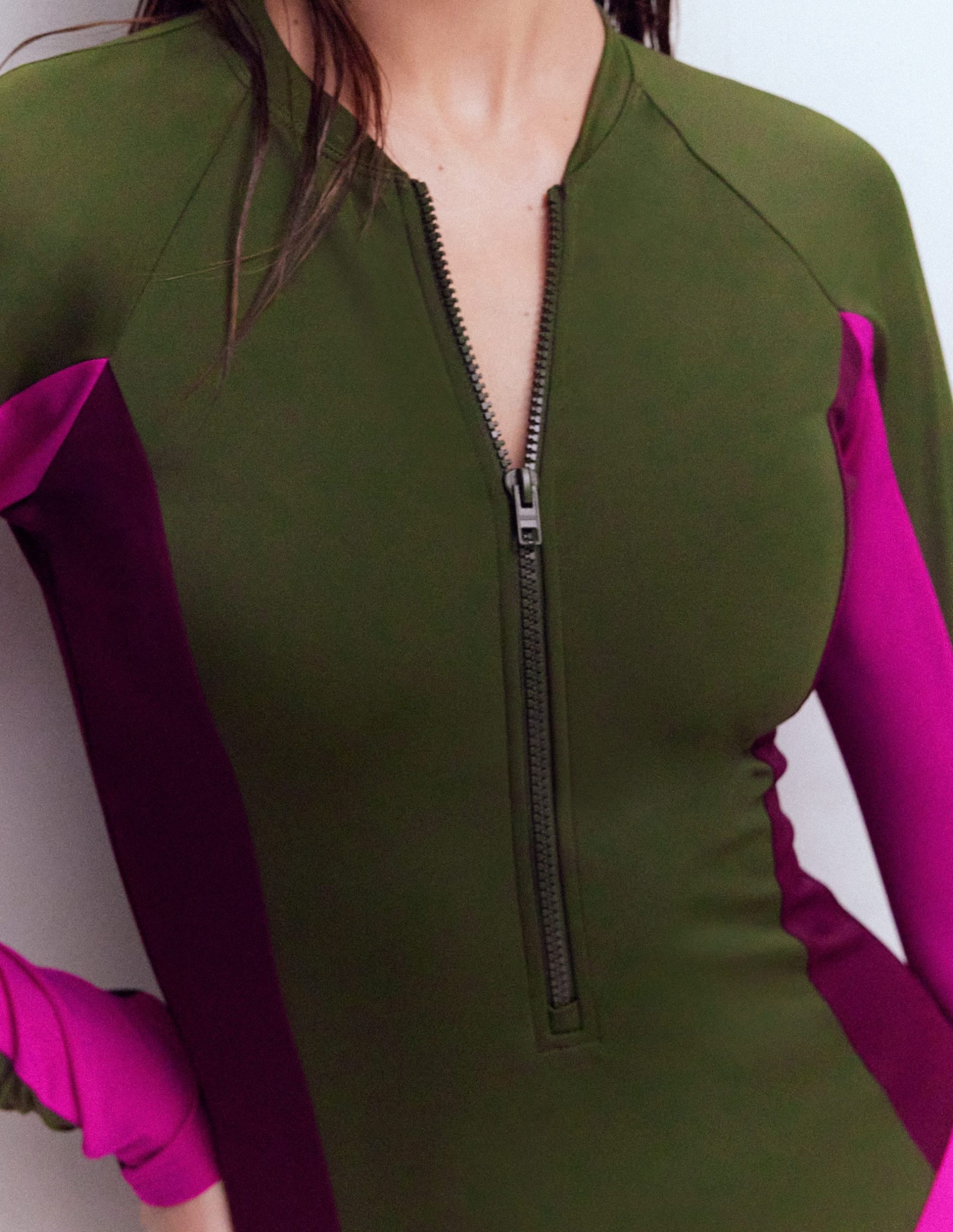 Rash Guard Swimsuit-Khaki. Colourblock - Image 2