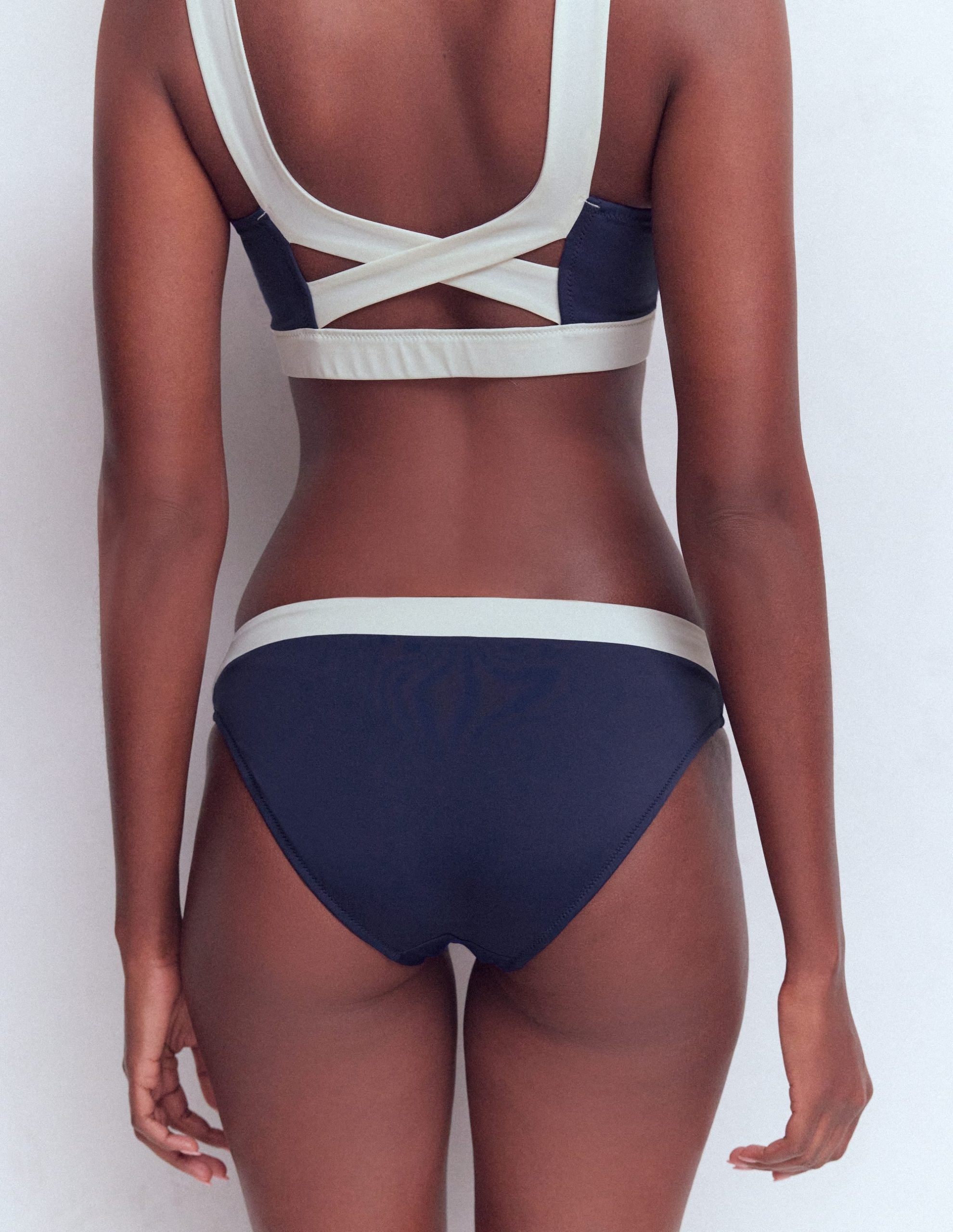 Campania Bikini Bottoms-Navy. Ivory Colourblock - Image 3