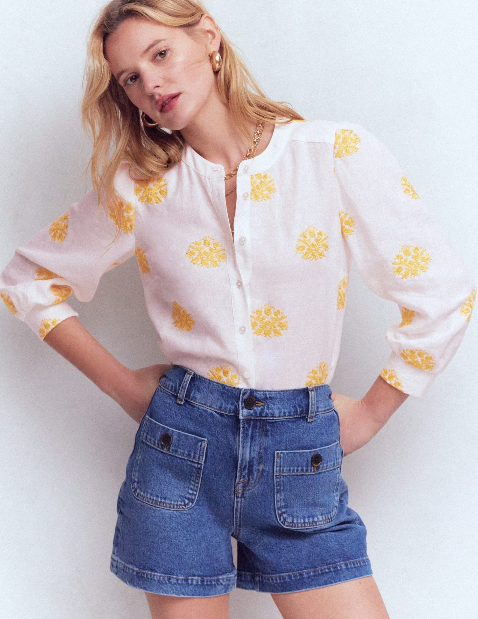 Alicia Linen Top-White. Floral embroidery - Image 5