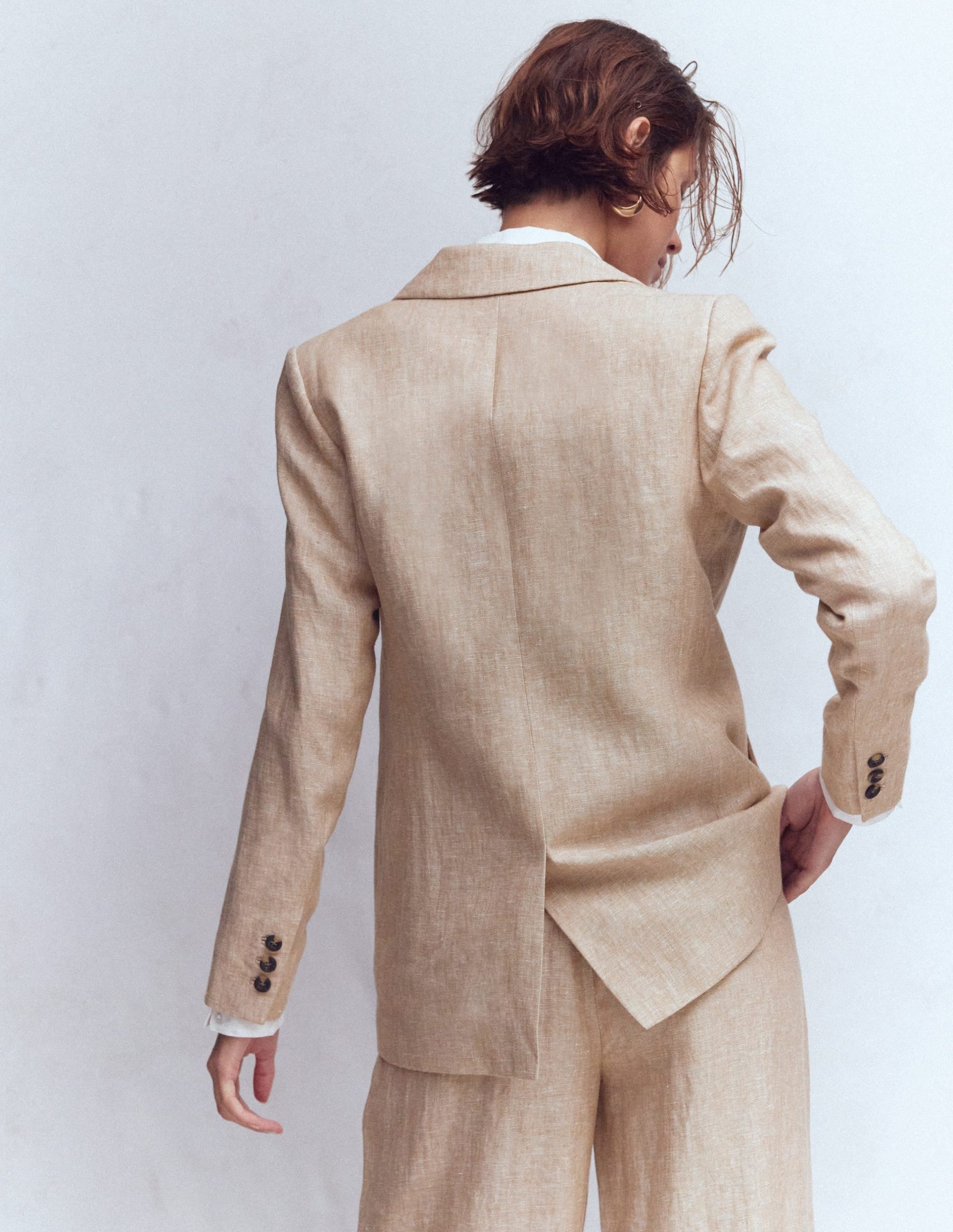 Woodbridge Linen Blazer-Amphora. Chambray - Image 3