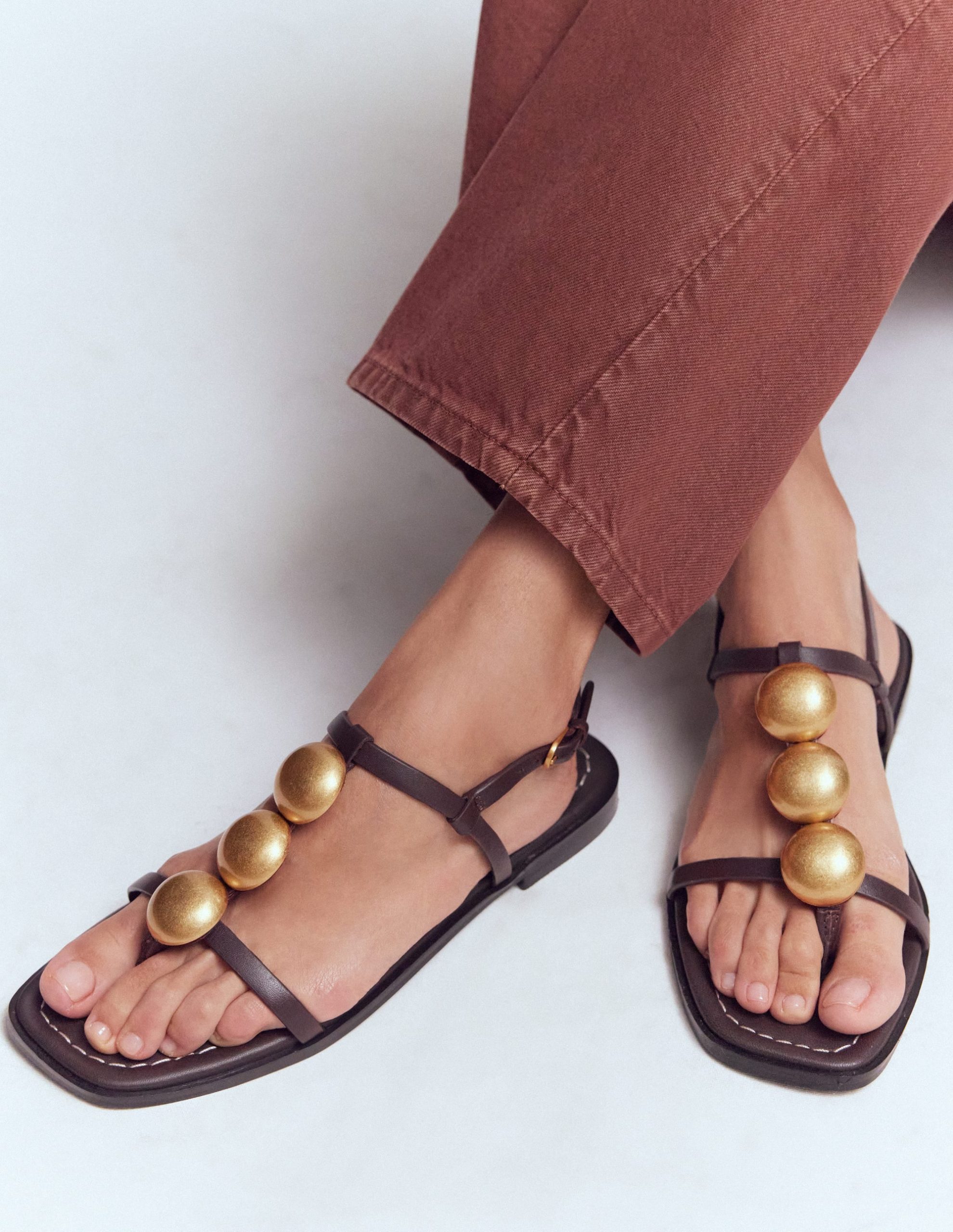 Disc Flat Sandals-Dark Chocolate - Image 2