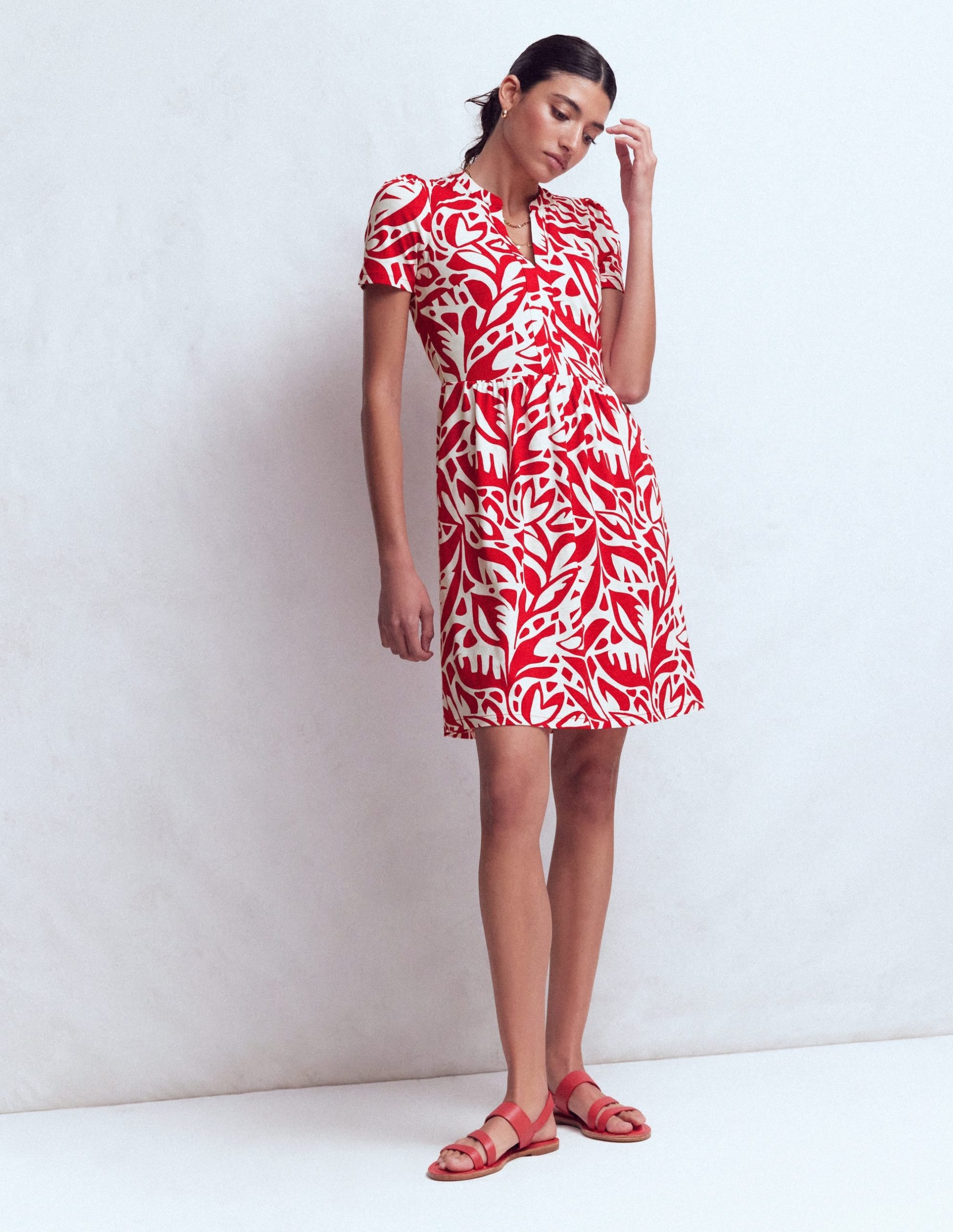 Naomi Short Sleeve Dress-Merida Red. Leafy Cascade Mono - Image 4