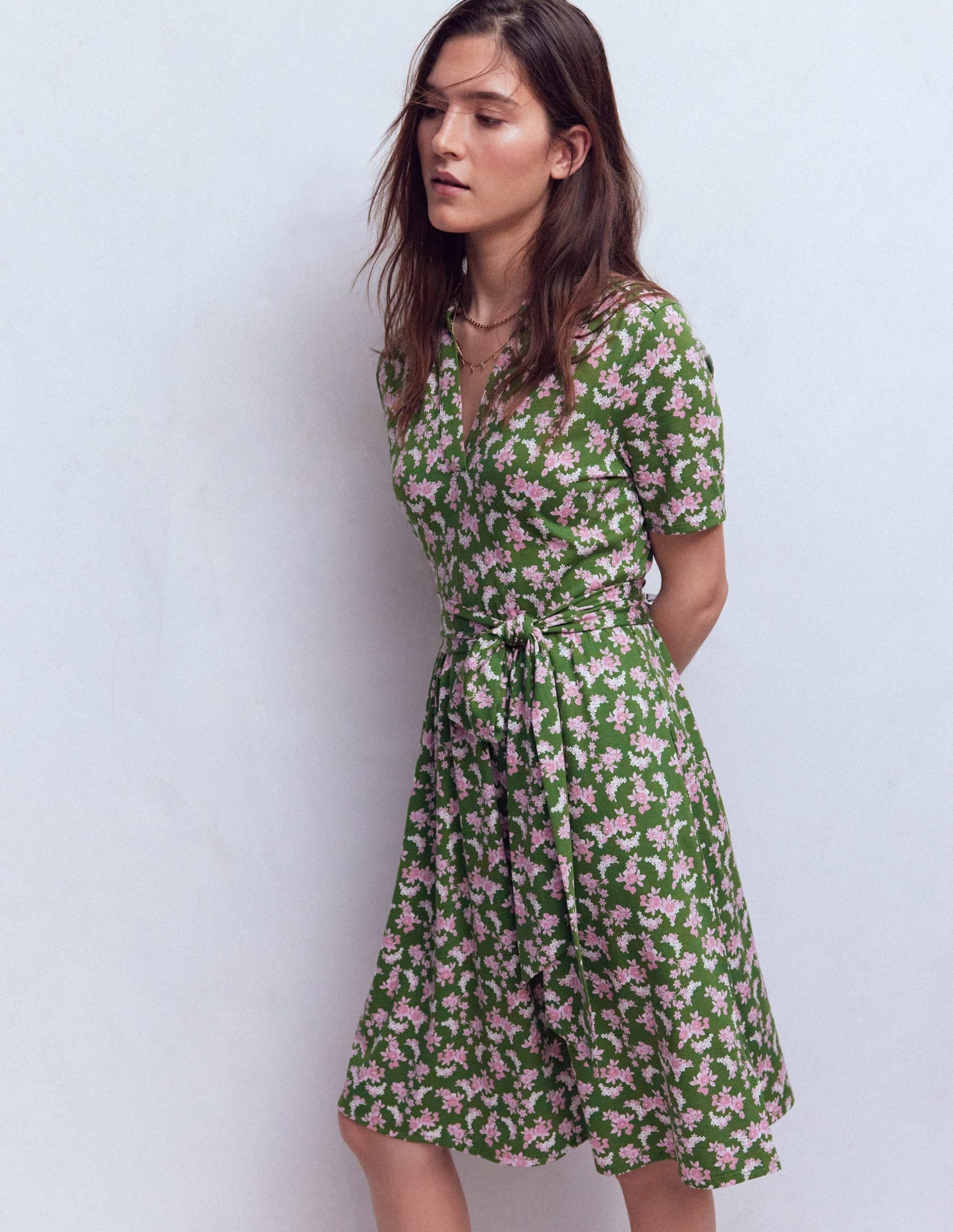 Daisy Flippy Jersey Dress-Promenade Green. Dainty Blooms - Image 5