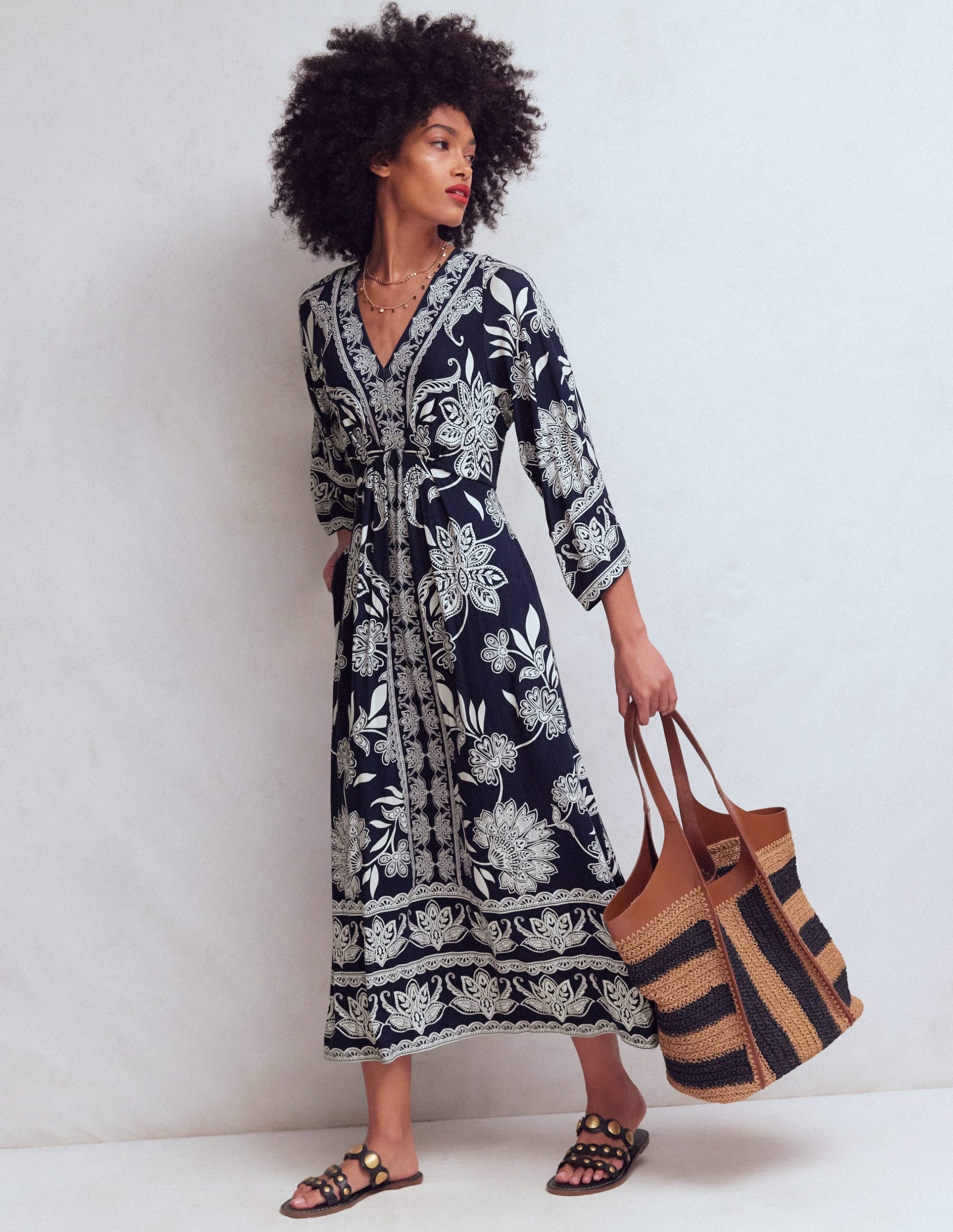 Nell Kimono Midi Jersey Dress-Navy. Elegant Blossom